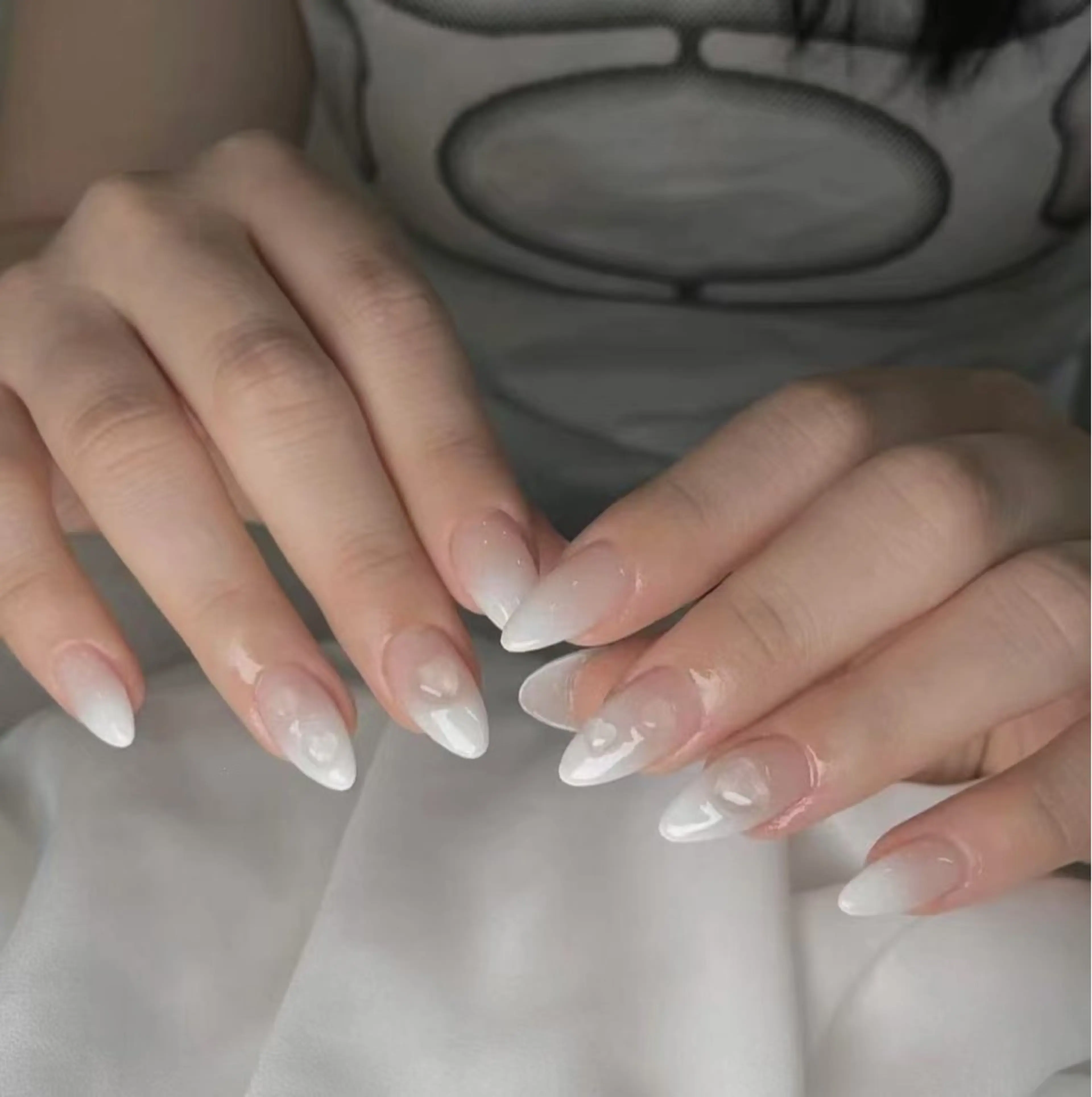 ネイル オーロラネイル フラワーネイル フットネイル フレンチネイル ジェルネイル ハンドネイル BabyYouMi ねねのネイルデザイン