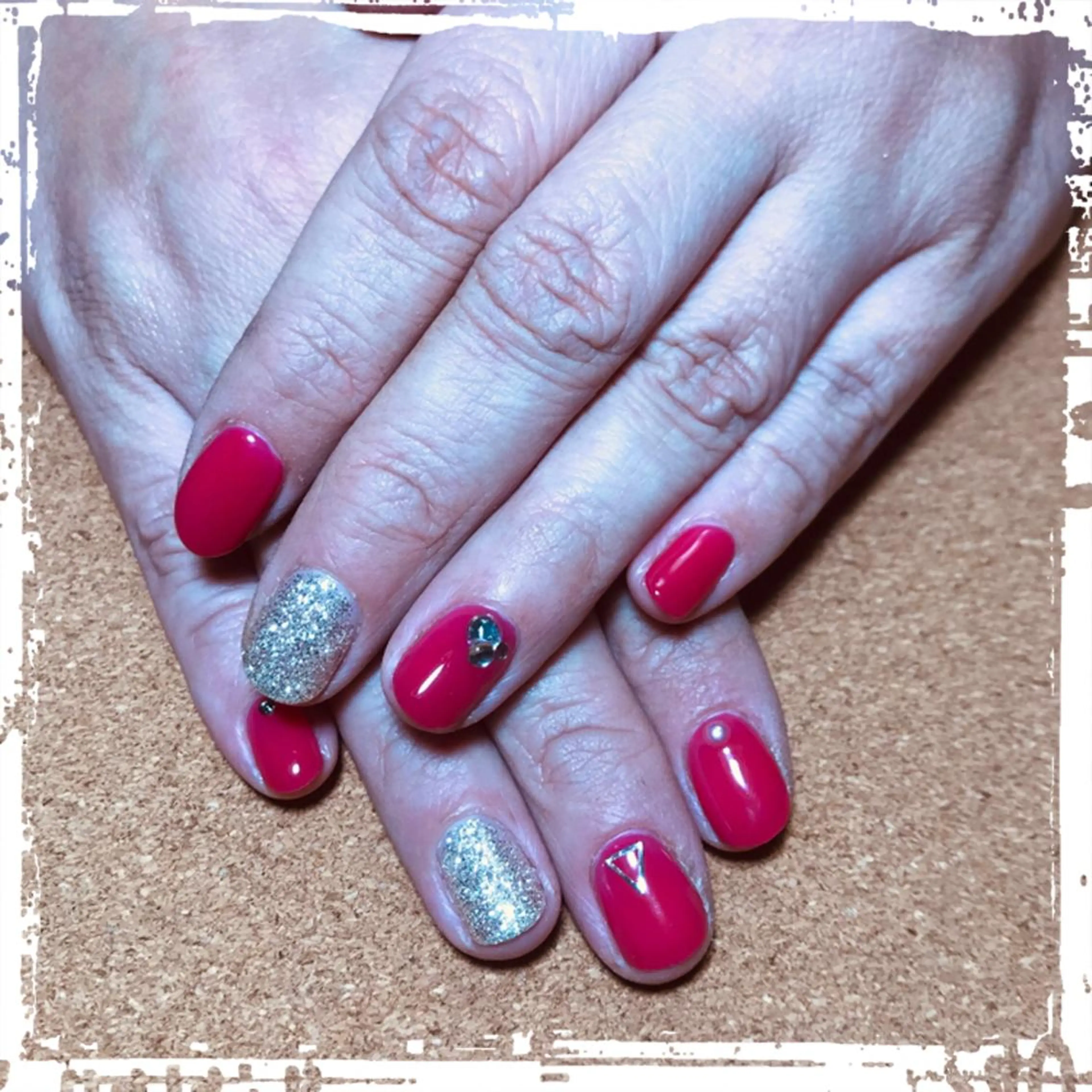 ネイル ECLAT エクラ所属・寺山 千鶴のネイルデザイン