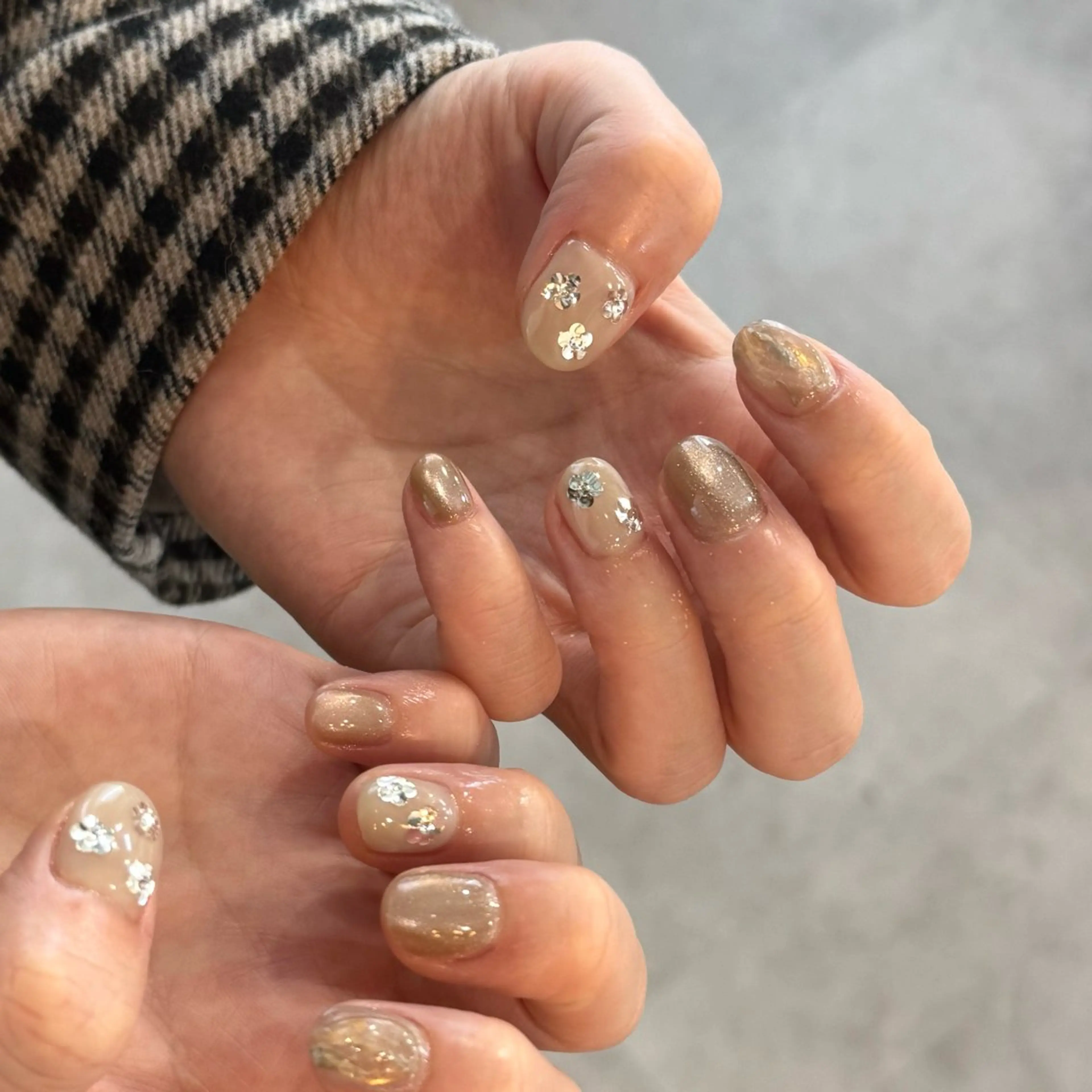 ネイル ニュアンスネイル ハンドネイル キャッツアイ東京 武島のネイルデザイン