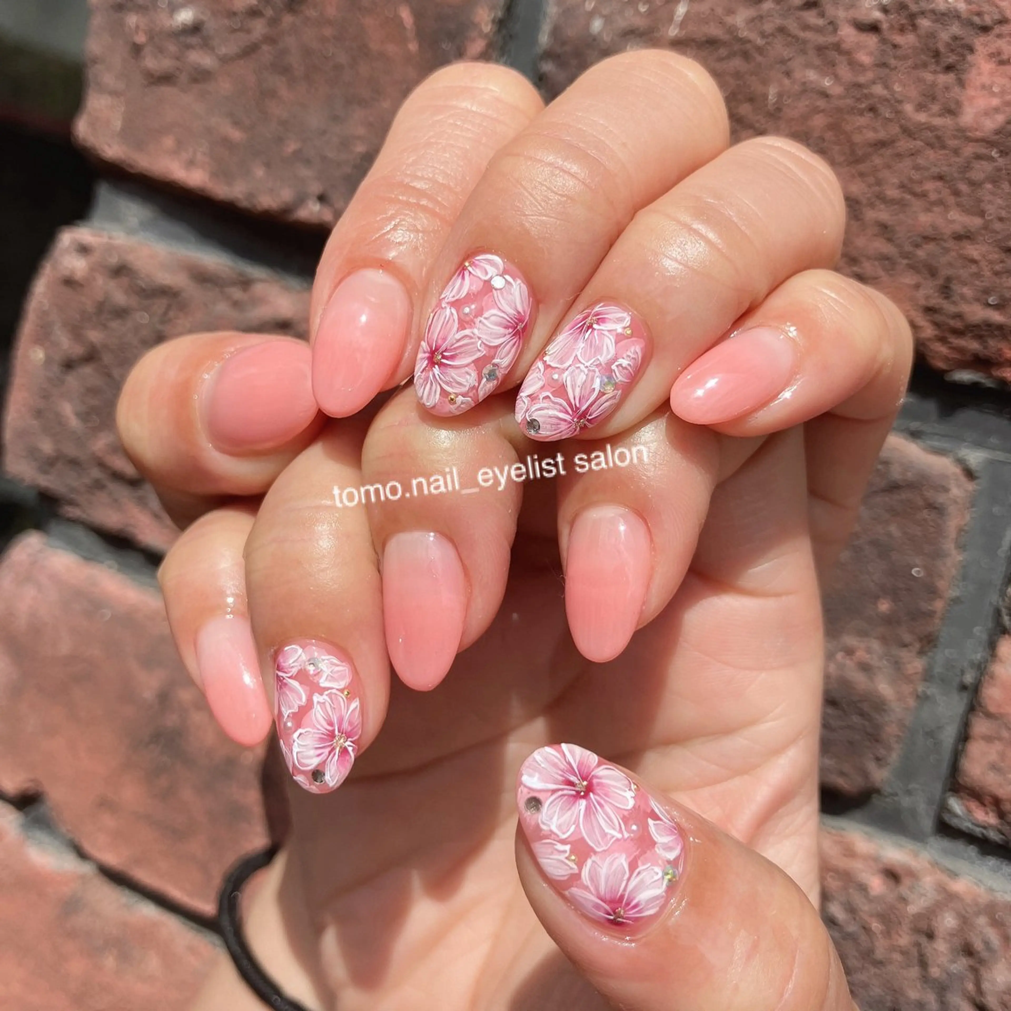 ネイル ハンドネイル tomonail eyelistのマツエク・マツパデザイン