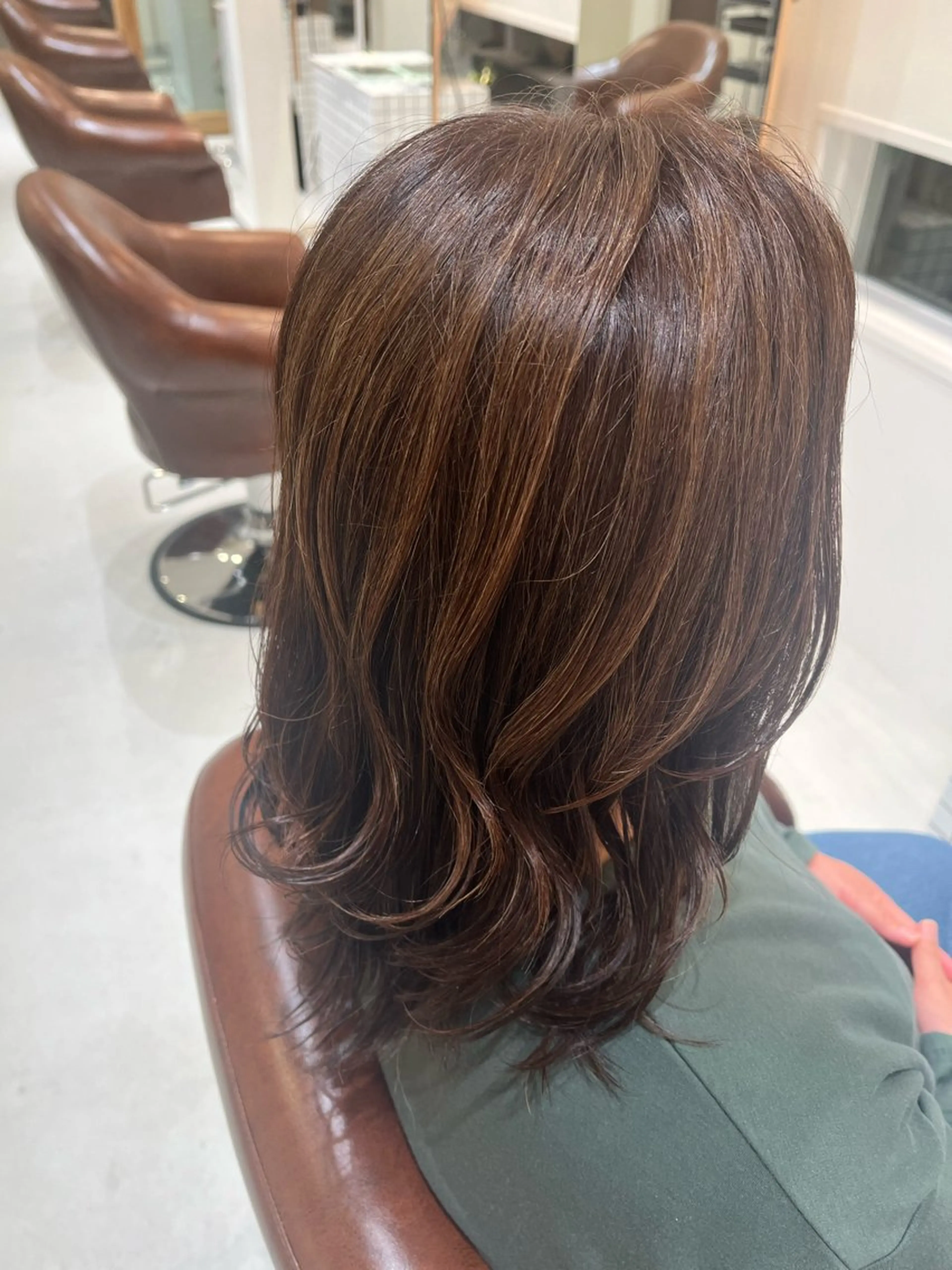 カラー ブラウンカラー グレージュ 太田 恵美梨のヘアスタイル