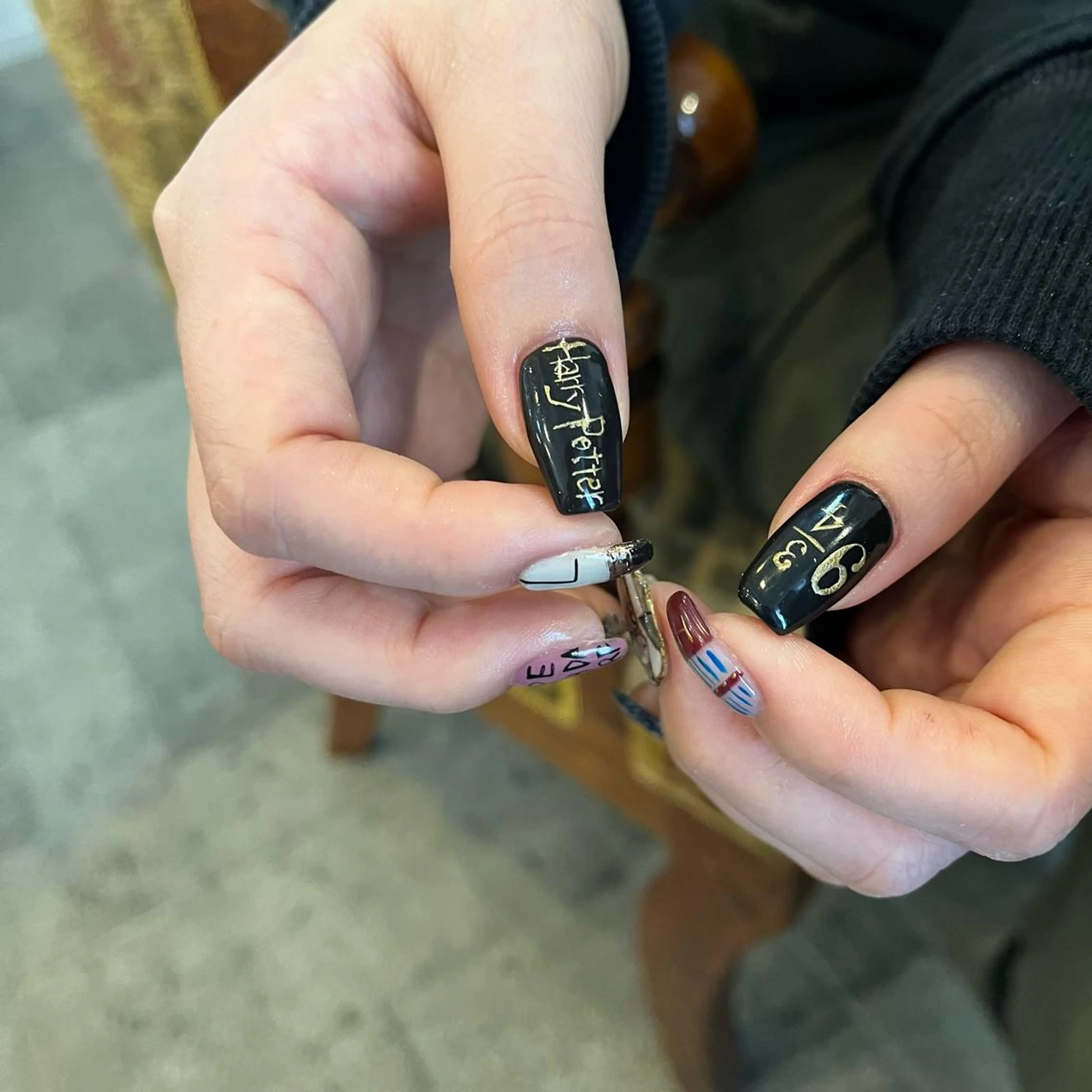 ネイル ハンドネイル Trico Antique所属・岩本 杏のネイルデザイン