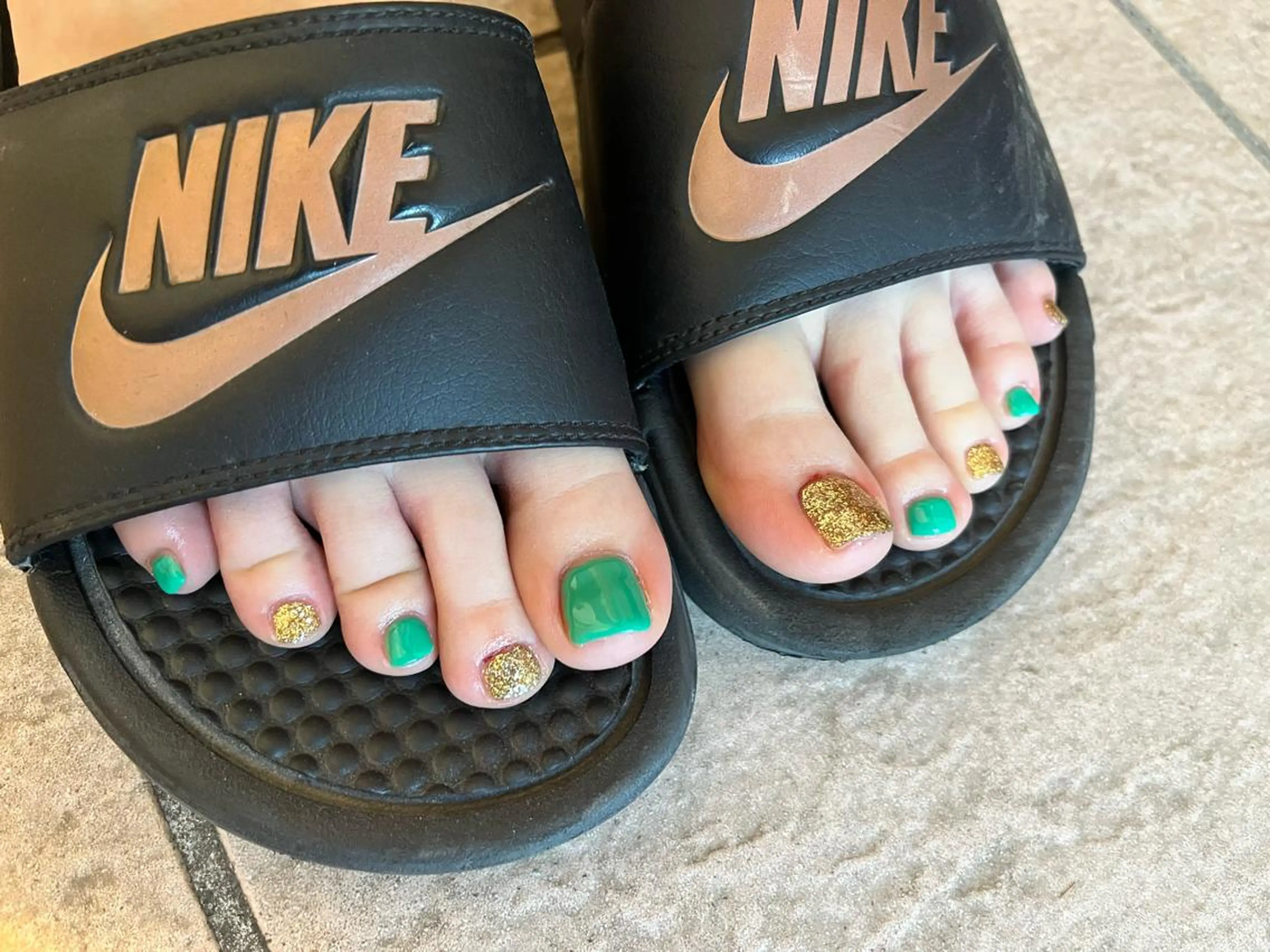 ネイル フットネイル ビューティーサロン プチフルールのネイルデザイン