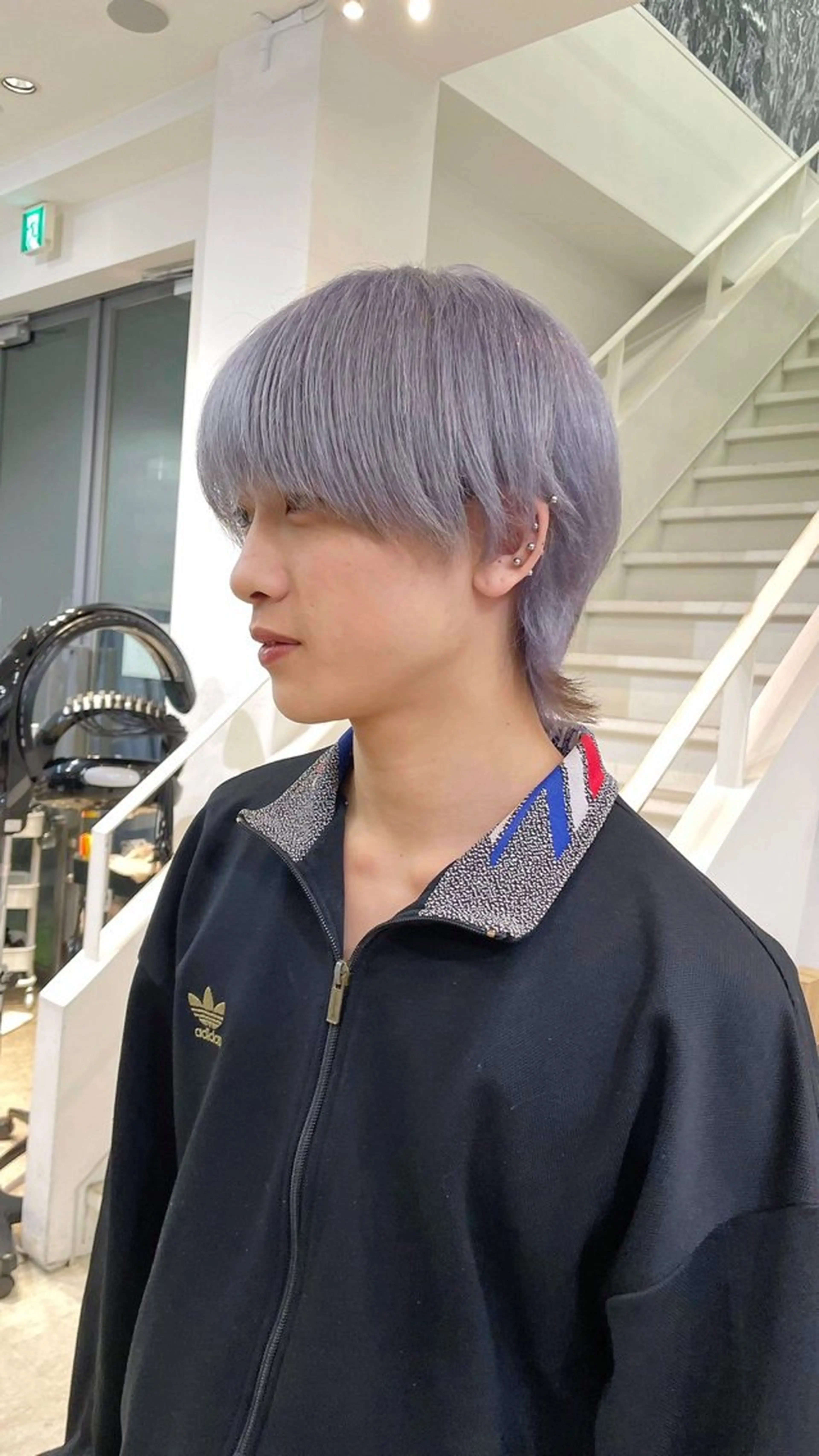 メンズ メンズハイトーン ヘアカラー VIEW SHINSAIBASHI所属・ハイトーンカラー/ 艶髪カラー/タクミのヘアスタイル