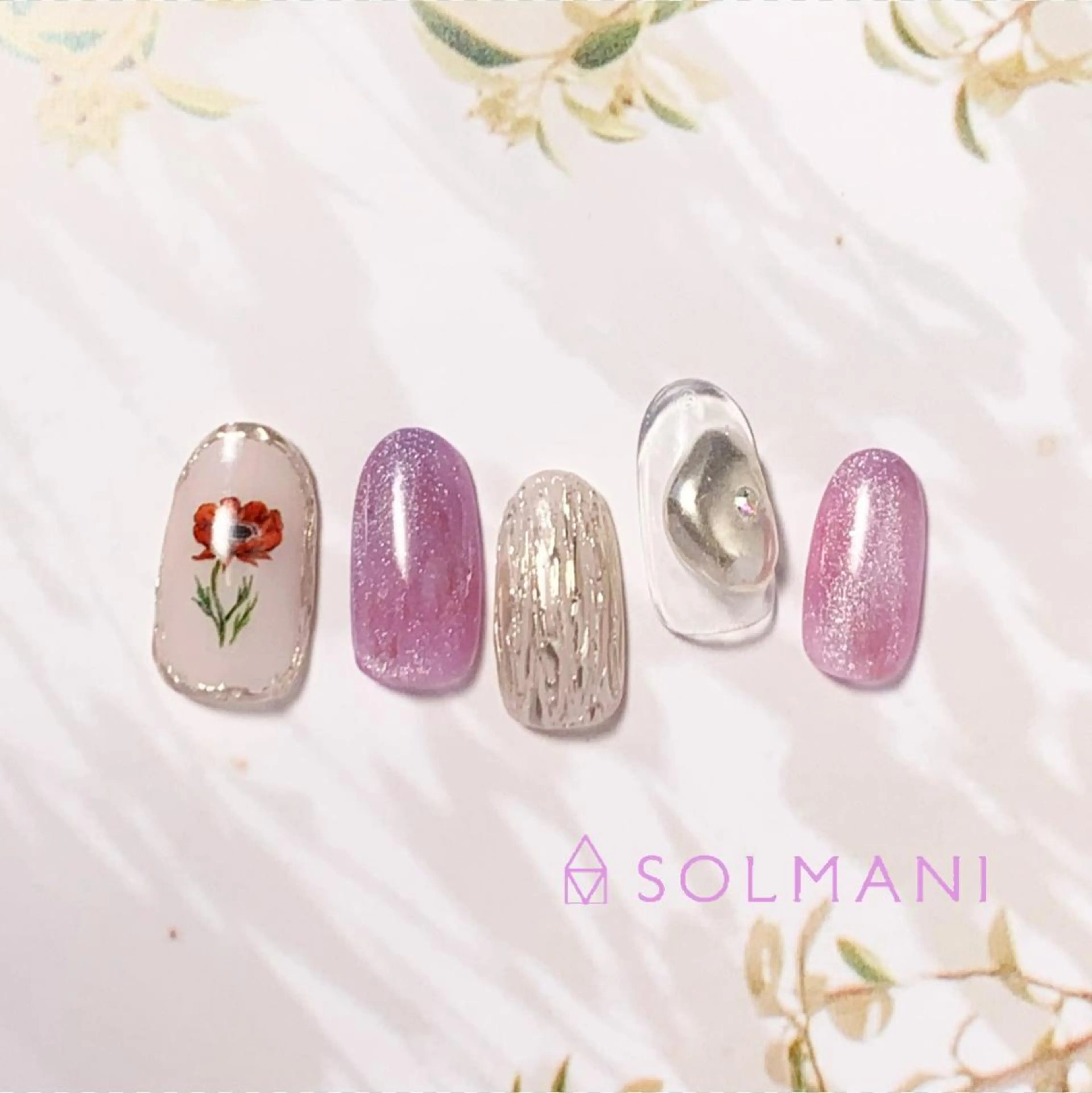 ネイル マグネットネイル ミラーネイル ニュアンスネイル SOLMANI 予約担当のネイルデザイン