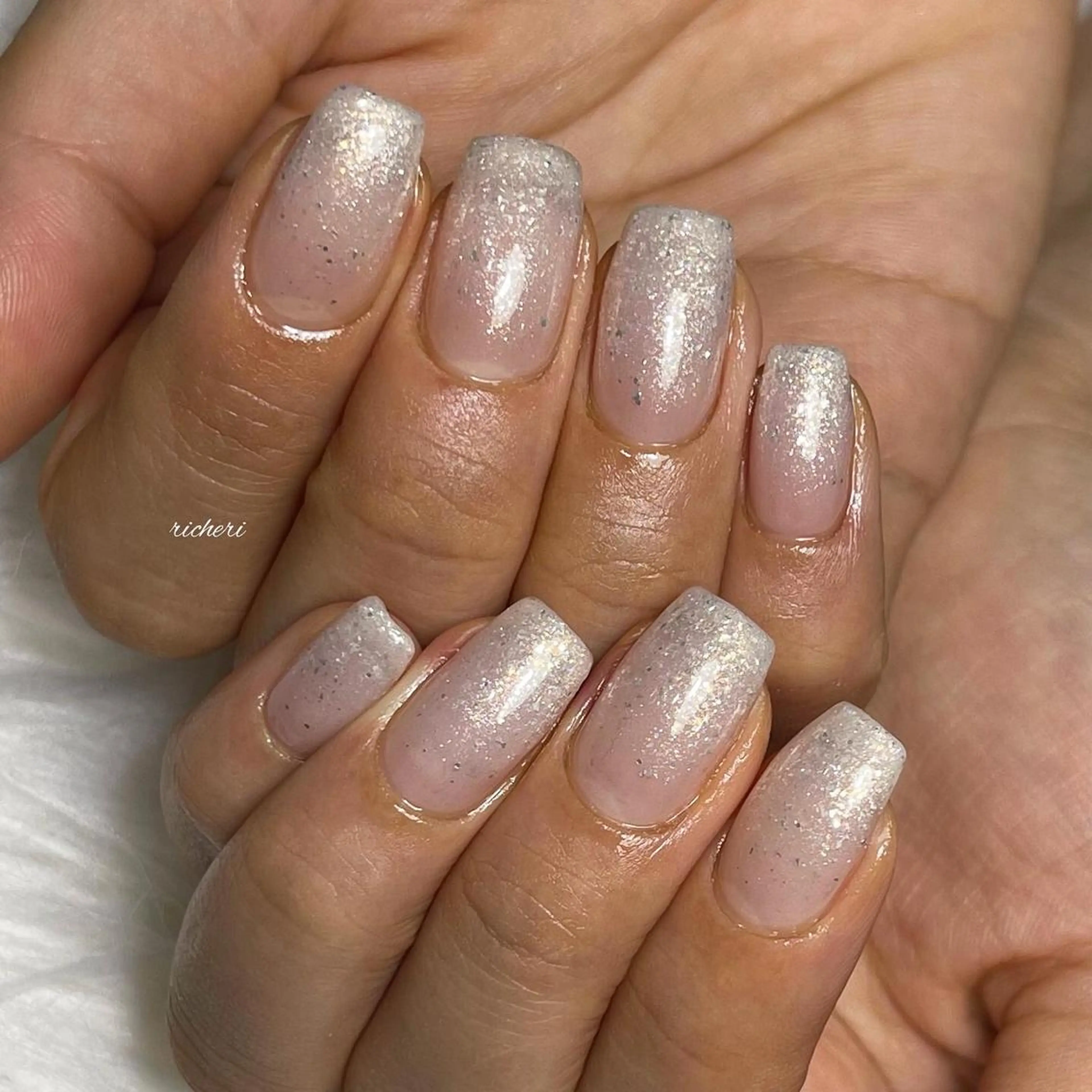 ミディアム ネイル 韓国風ヘア アートネイル フットネイル フレンチネイル ジェルネイル richeri beautyのエステ・リラクイメージ