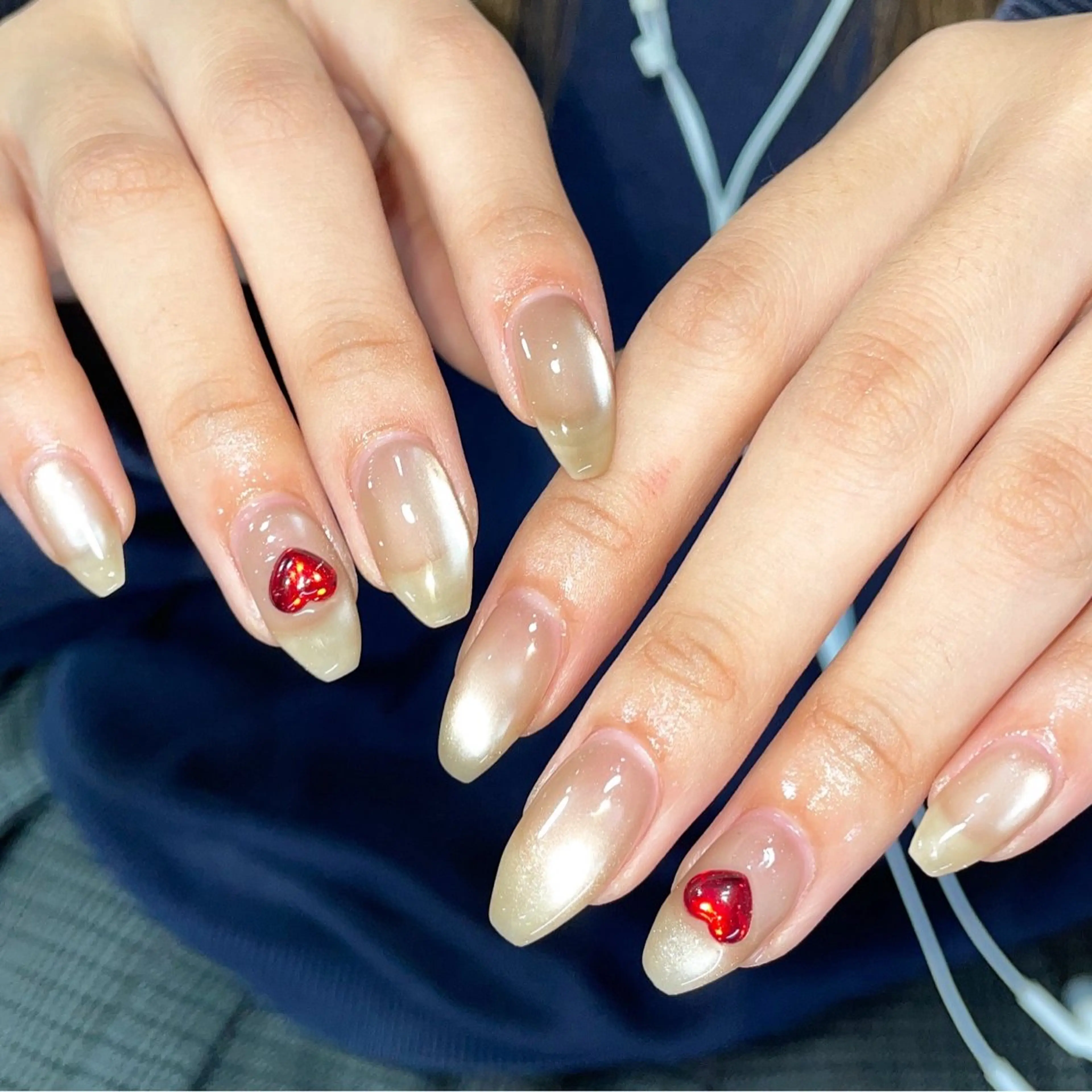ネイル 氷ネイル・うるうるネイル マグネットネイル シンプルネイル ハンドネイル ハンドケア 🎀NAIL🎀 AI🪄︎︎◝✩のネイルデザイン