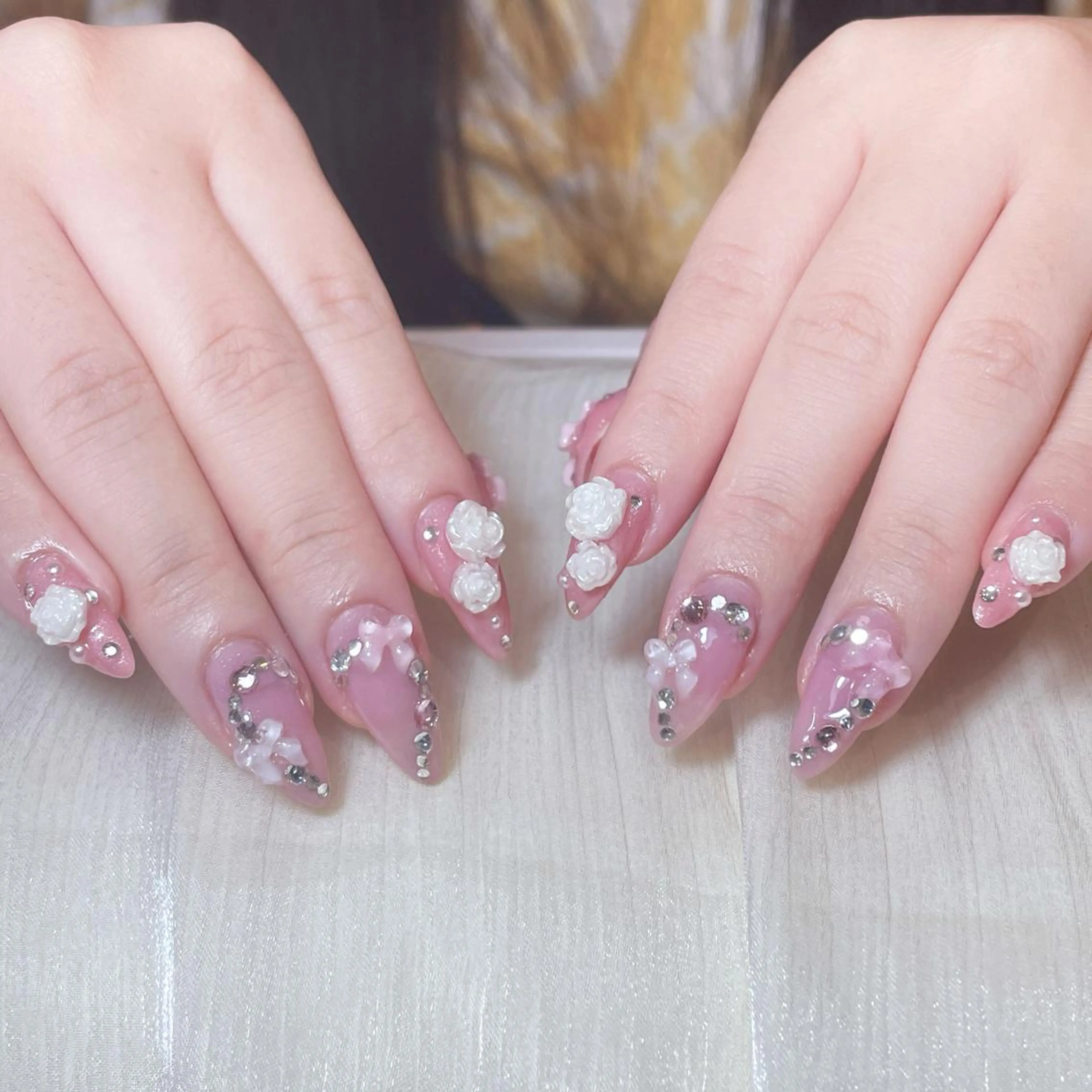 ネイル アートネイル オーロラネイル ガーリー キラキラネイル マグネットネイル ハンドネイル DIAMOND 💅のネイルデザイン