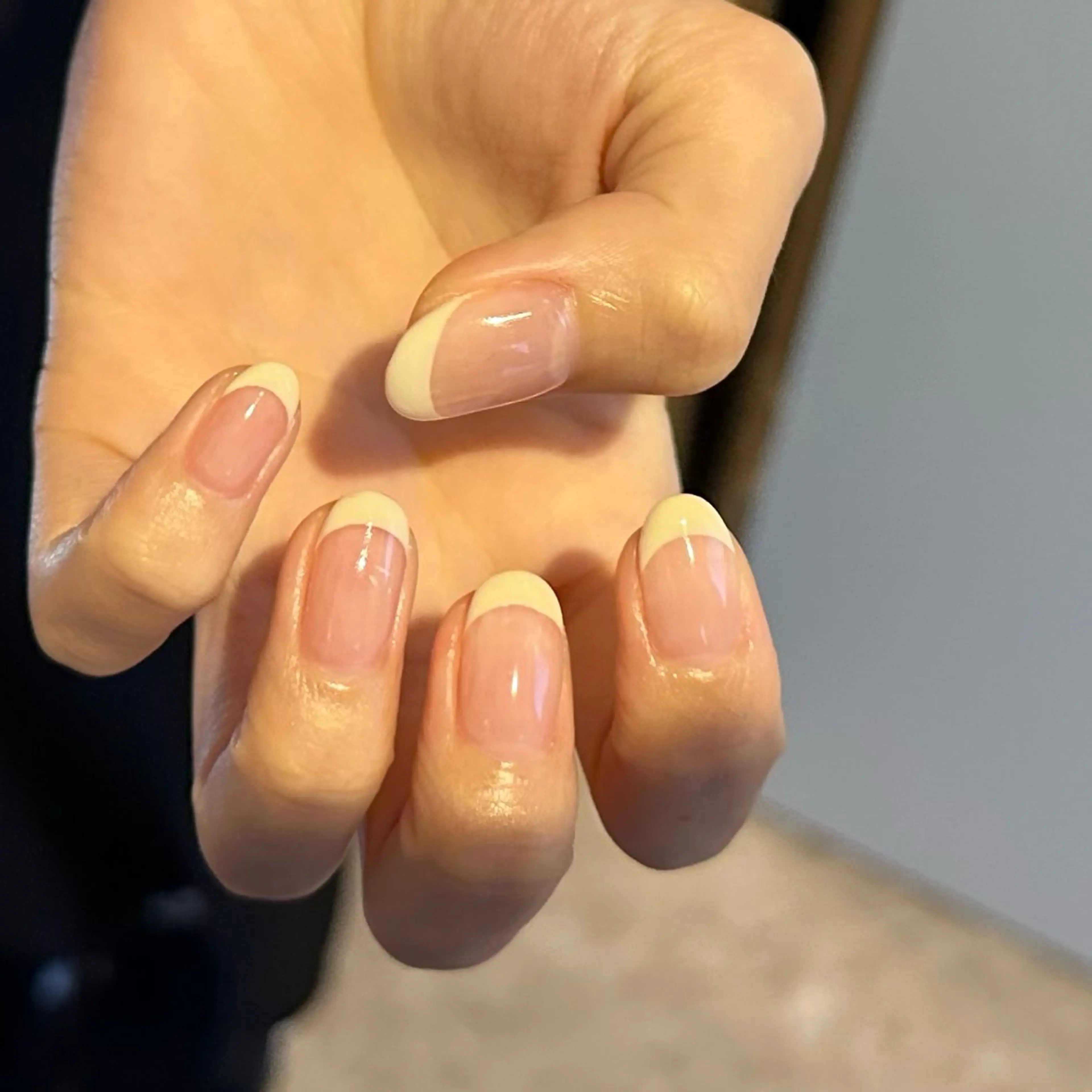 ネイル フレンチネイル scré as Ételのネイルデザイン