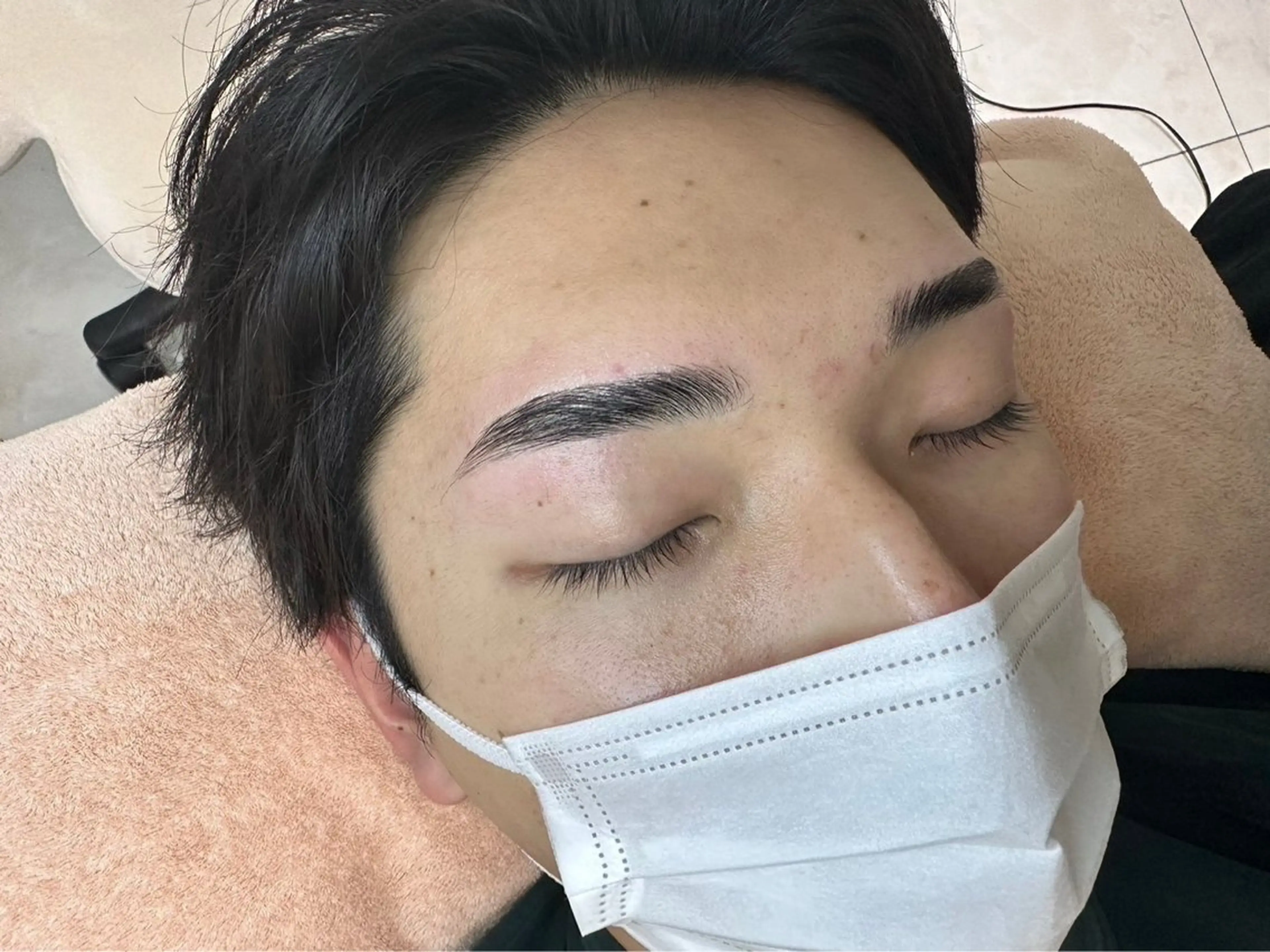 アイブロウ メンズアイブロウ prima梅田店 研修店舗のマツエク・マツパデザイン