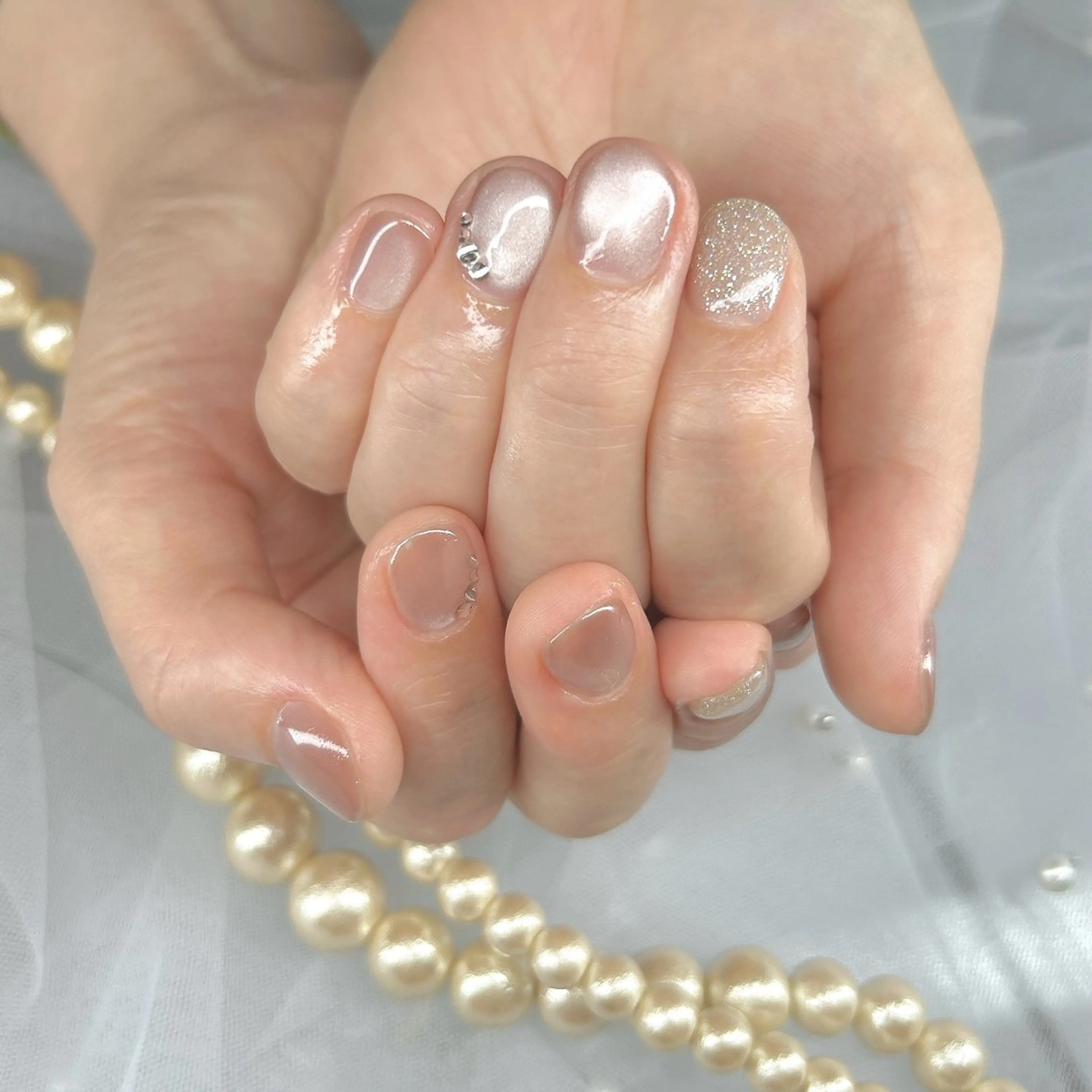 ネイル マグネットネイル ハンドネイル Charlie所属・Charlie 🖤のネイルデザイン