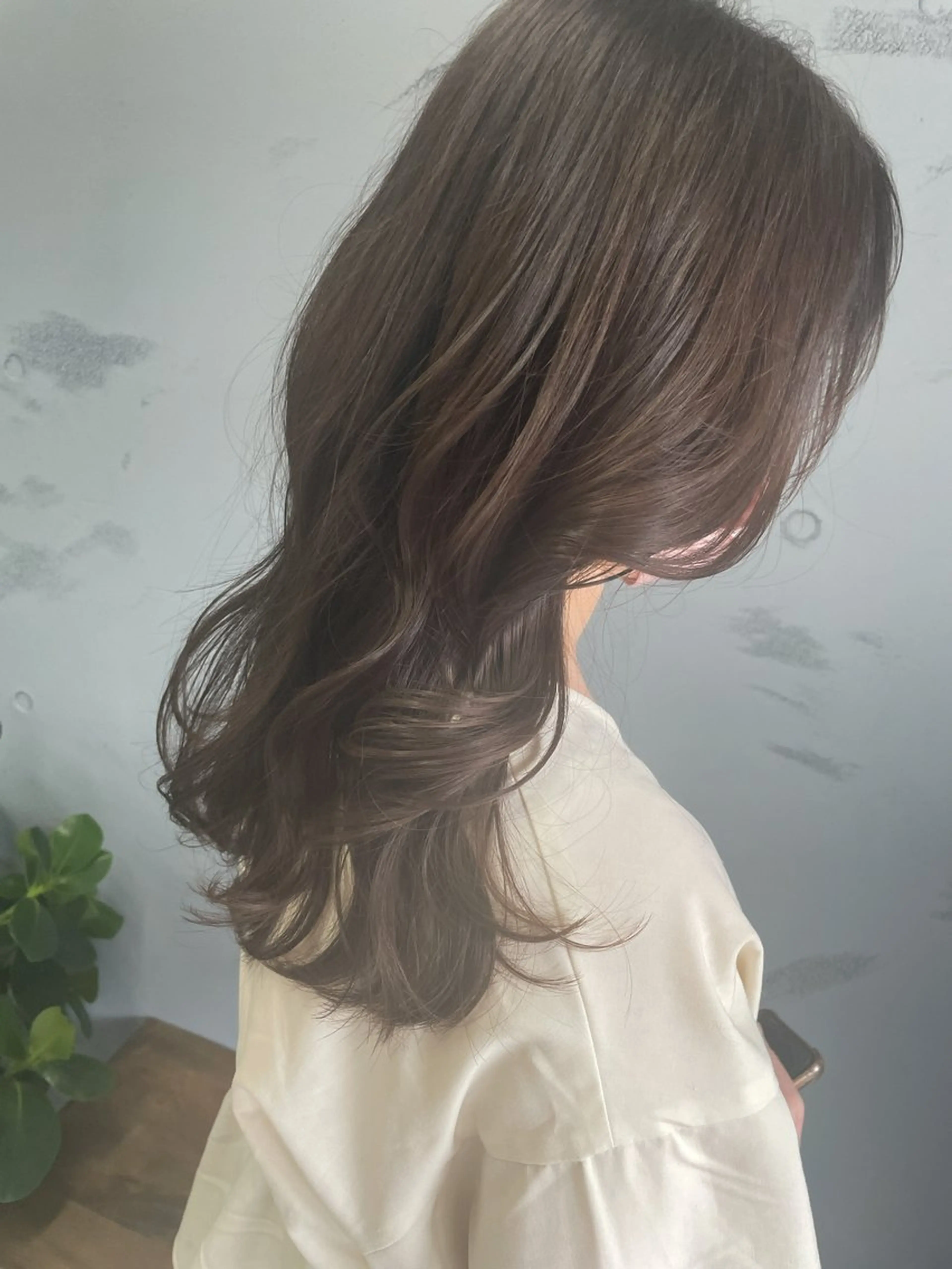 セミロング darts所属・髪質改善･烏丸💠 KAREN💠のヘアスタイル