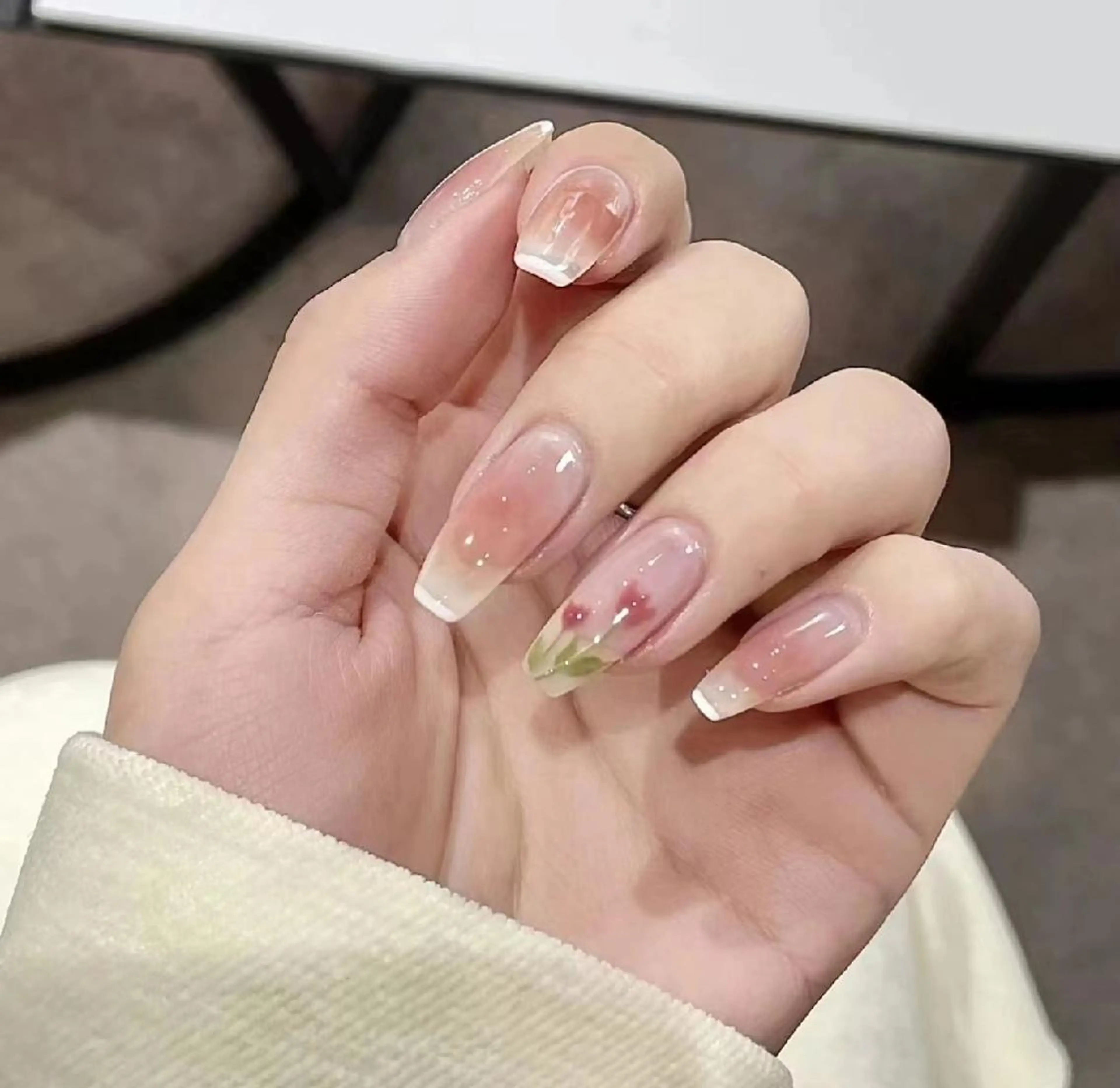 ネイル N. サロン所属・Theone栄店 田口のネイルデザイン