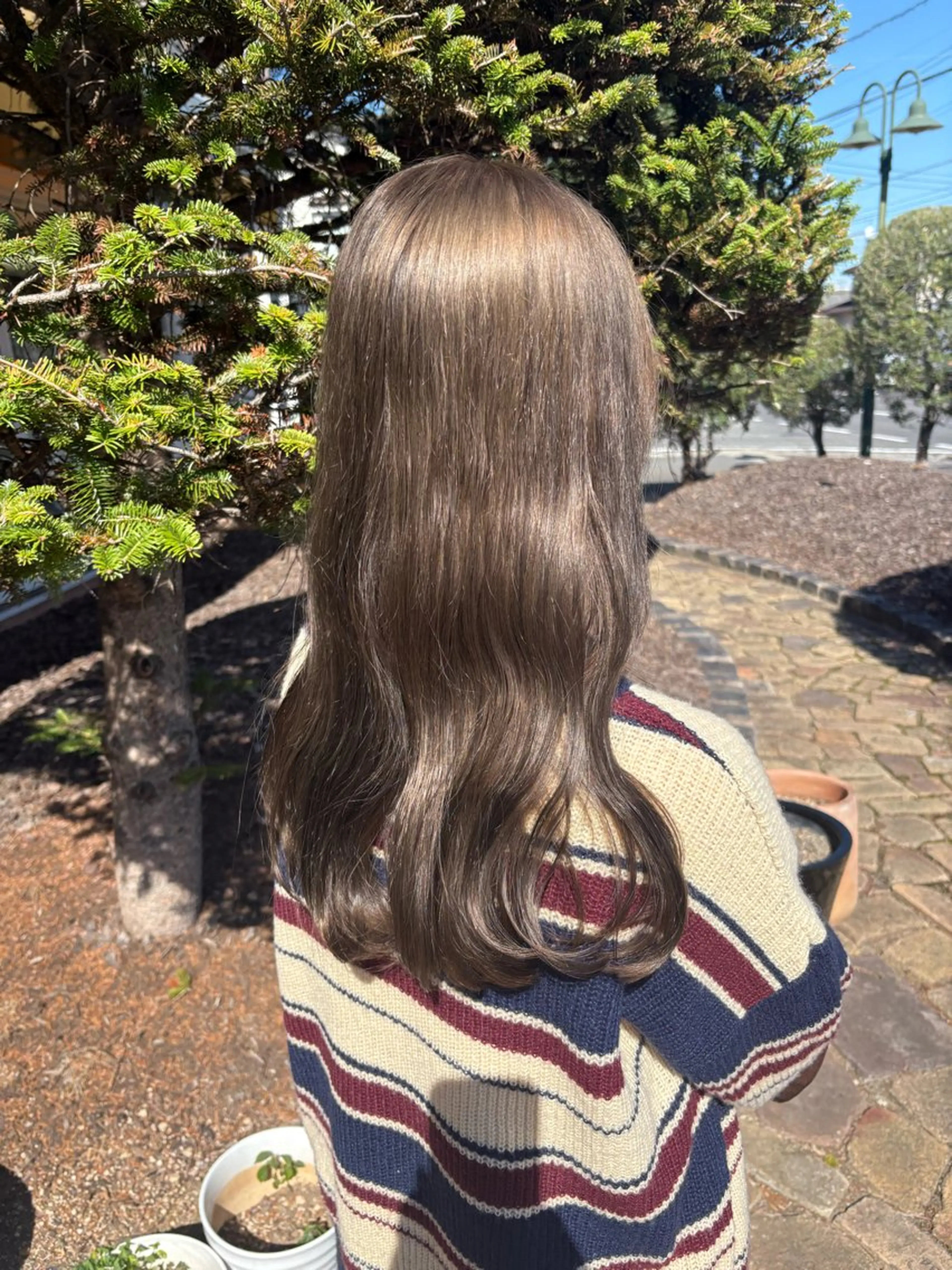 ロング カラー ブリーチ ヘアカラー Flat /rina🧸のヘアスタイル