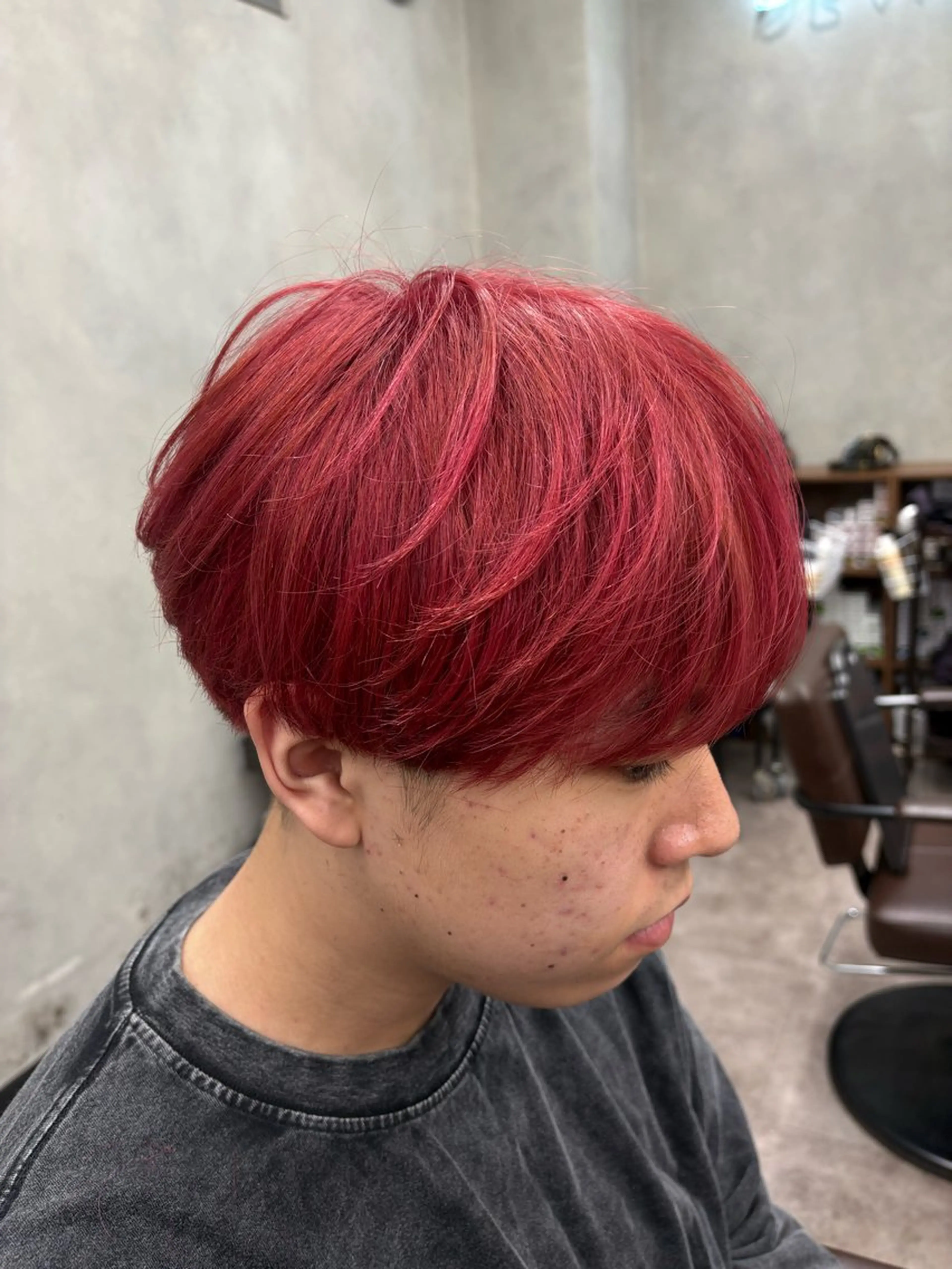 カラー メンズ レッドカラー ヘアカラー トリートメント ナルミ ケイスケのヘアスタイル