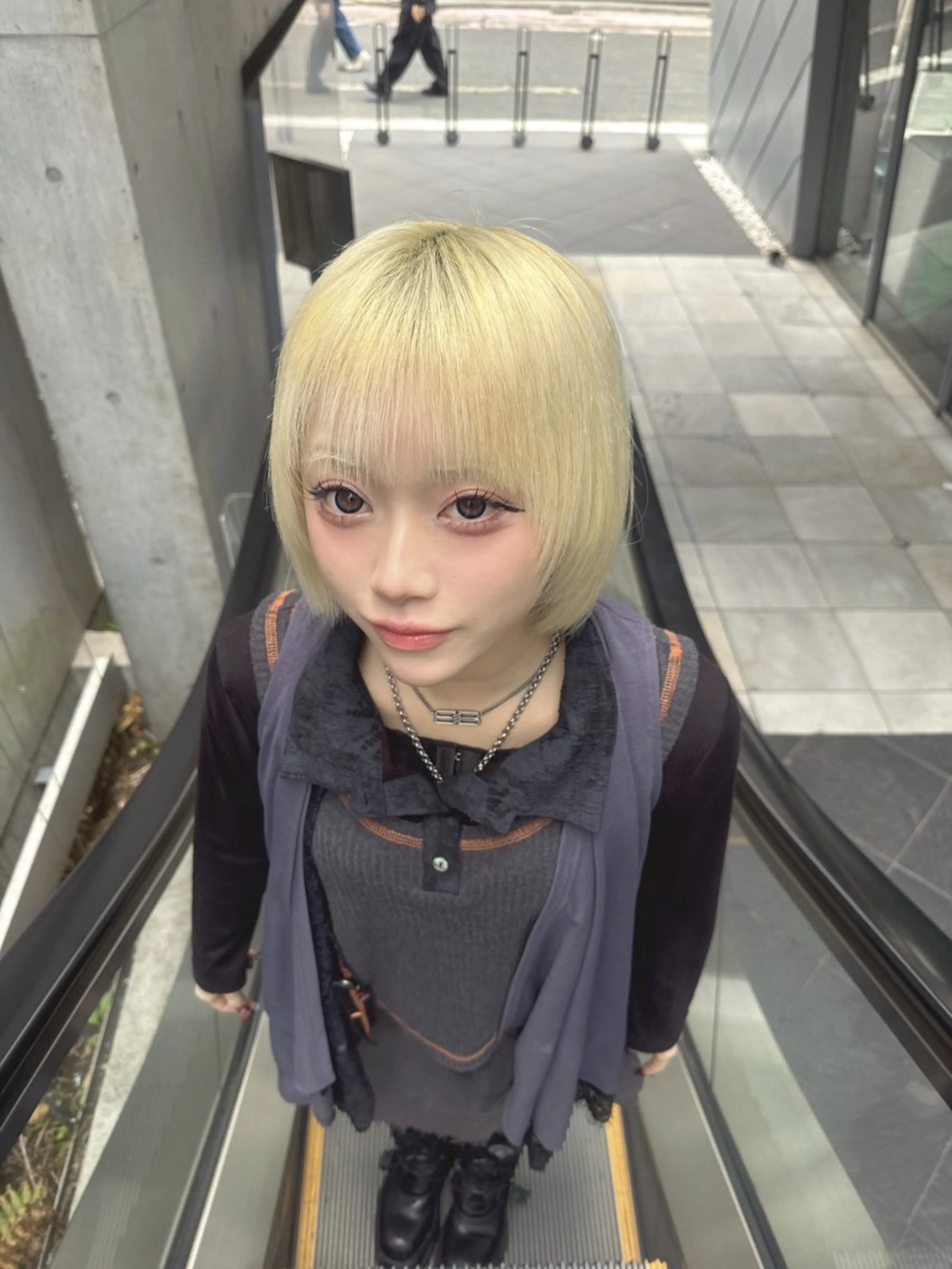 ショート カラー ブリーチ ブロンド ケアブリーチ 透明感カラー ハイトーンカラー カット ヘアカラー 💎透明感カラー特化 💎TAISEIのヘアスタイル