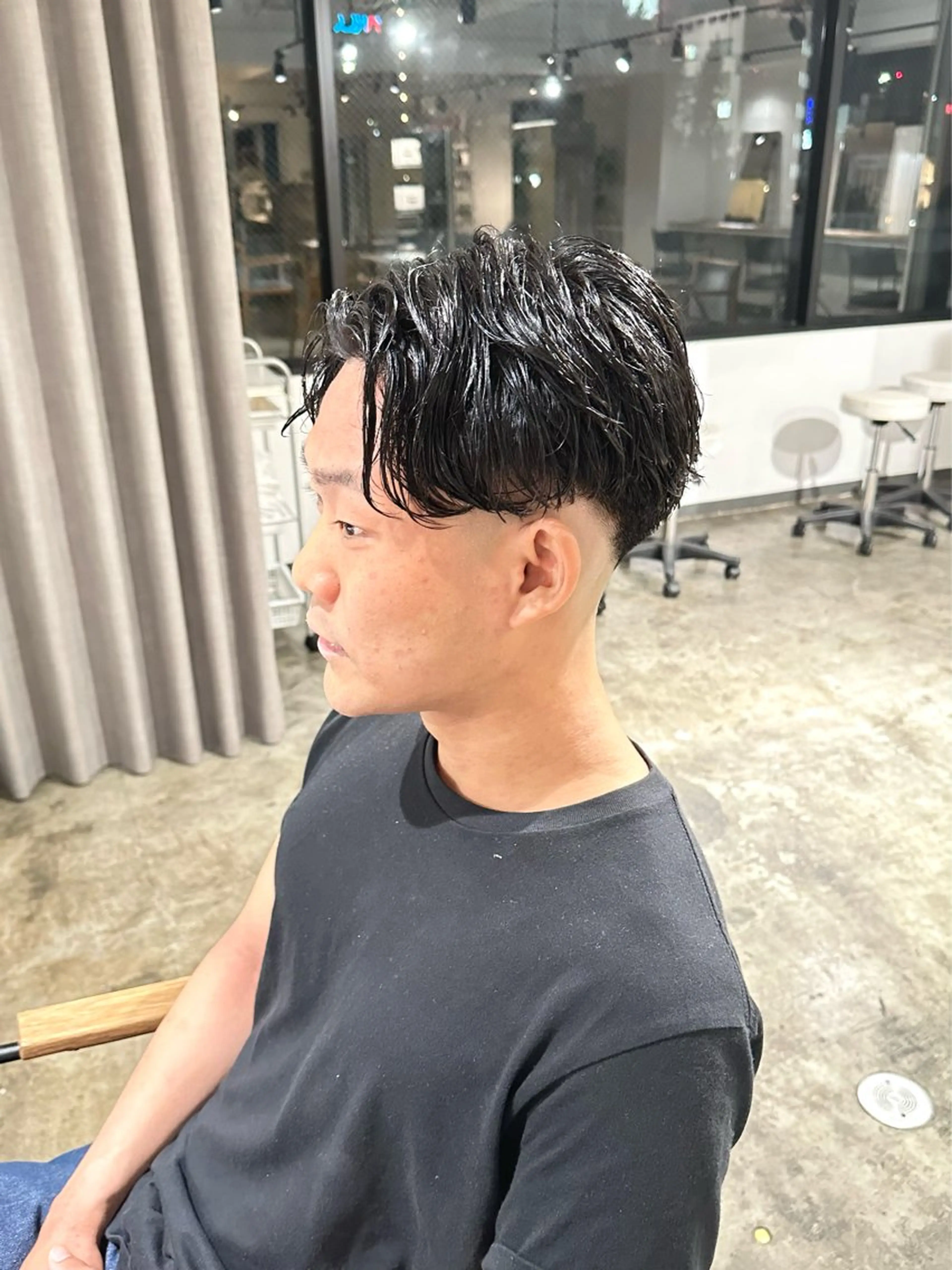 メンズ ビジネス センターパート フェードカット メンズパーマ スキンフェード カット 骨格補正施術/メンズ 専門美容師/YUYAのヘアスタイル