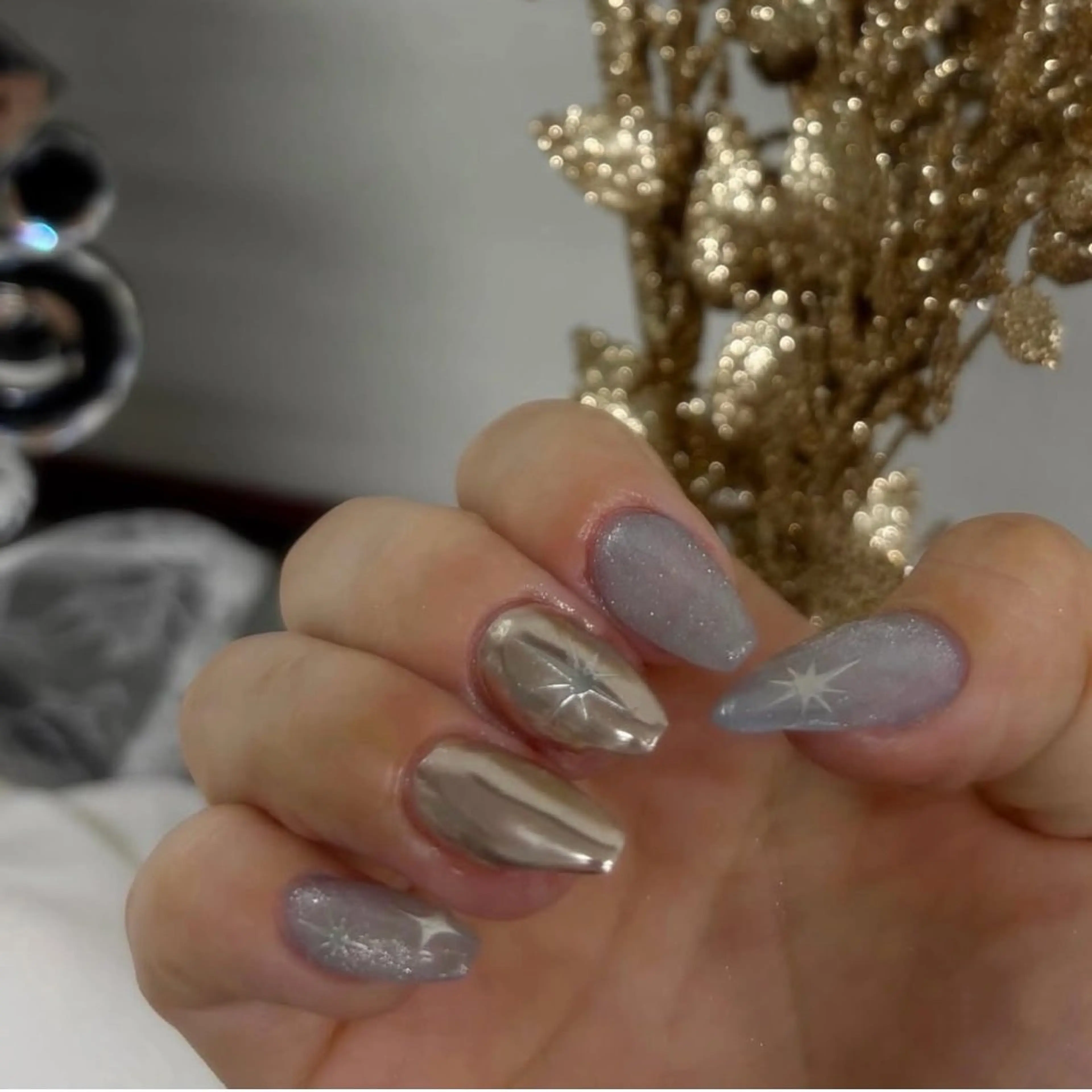 ネイル 吉田 彩乃のネイルデザイン