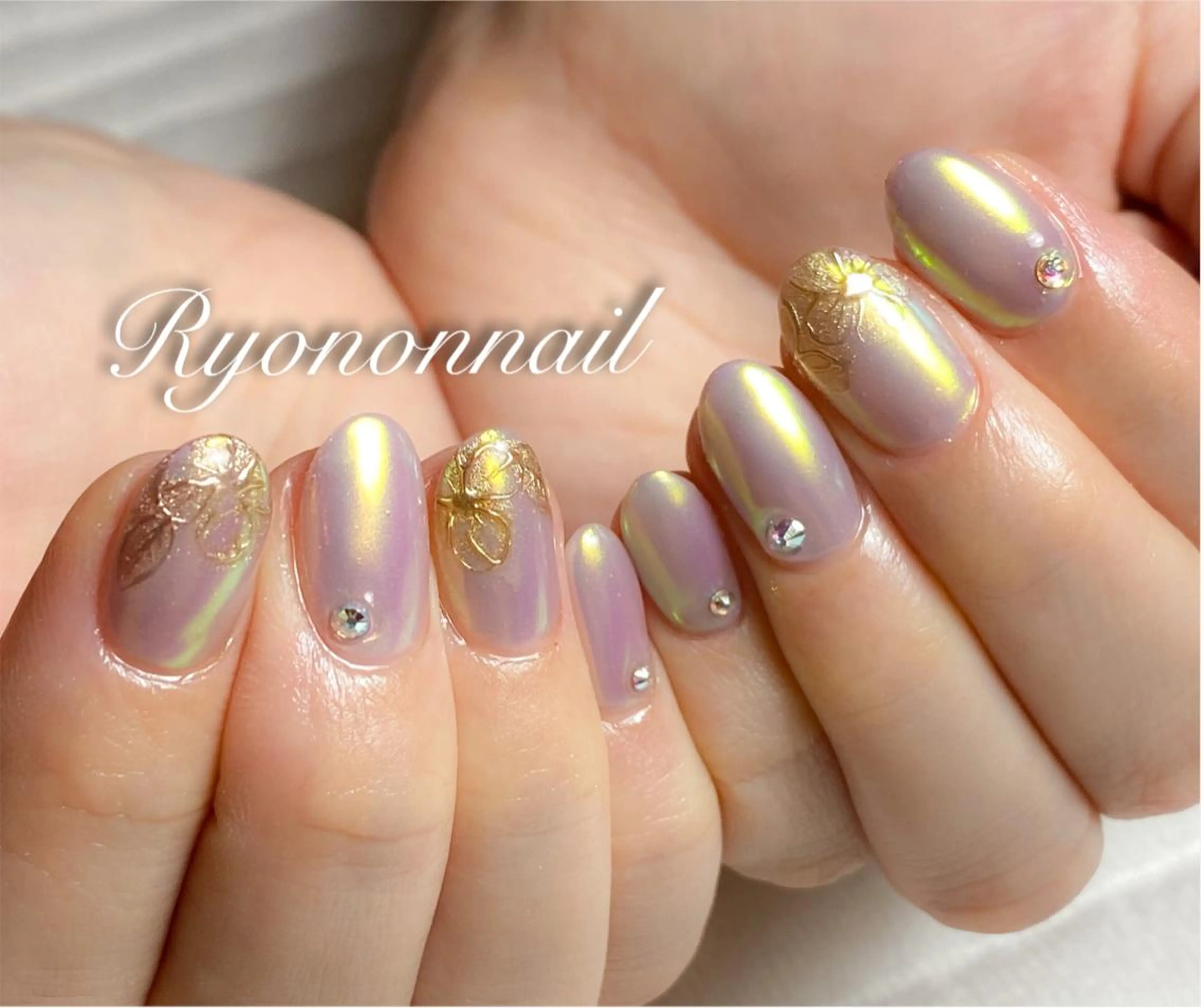 ネイル ストーンネイル Ryononnail(リョノンネイル)所属・Ryononnail 上谷典子のネイルデザイン