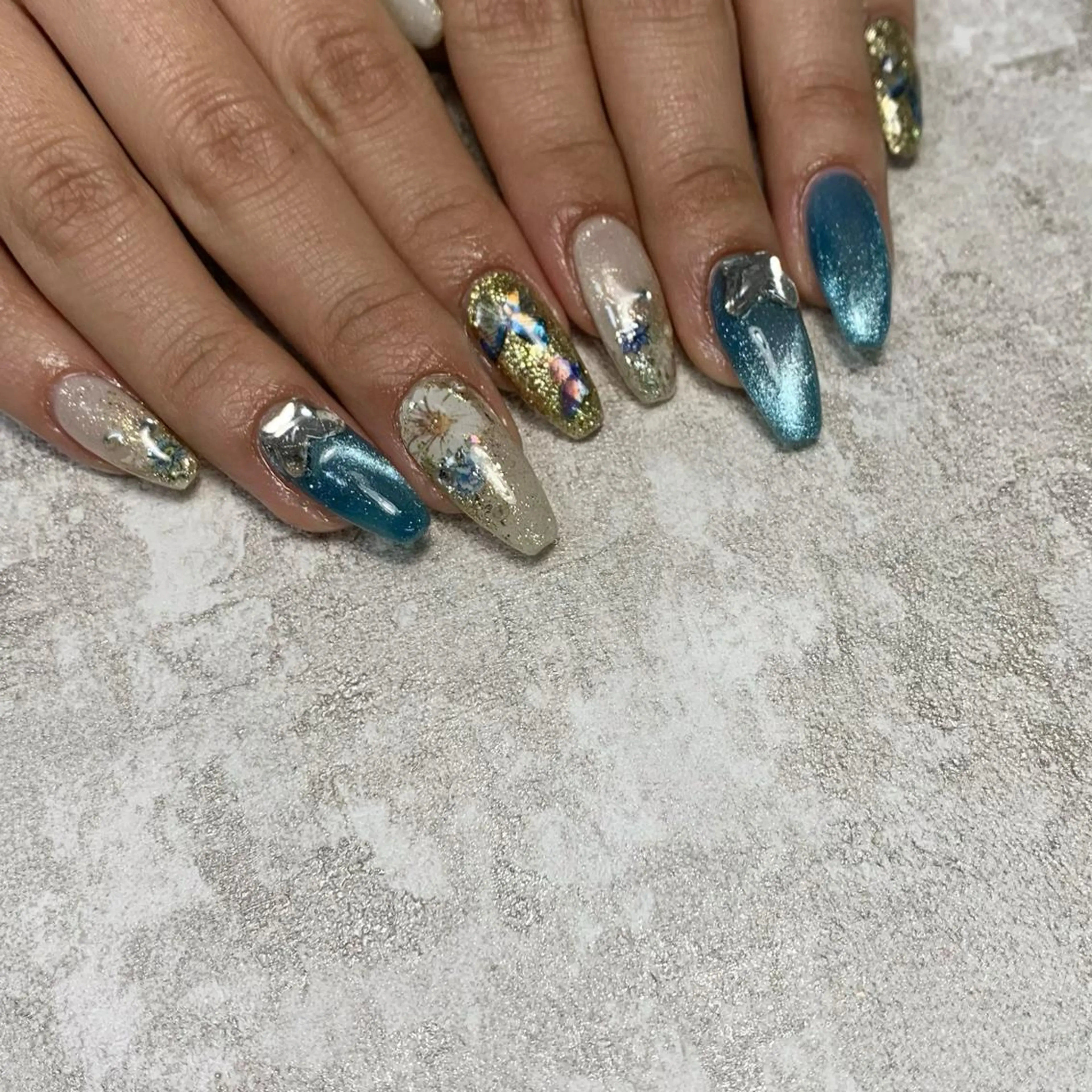 ネイル S♡JEWEL所属・S. JEWELのネイルデザイン