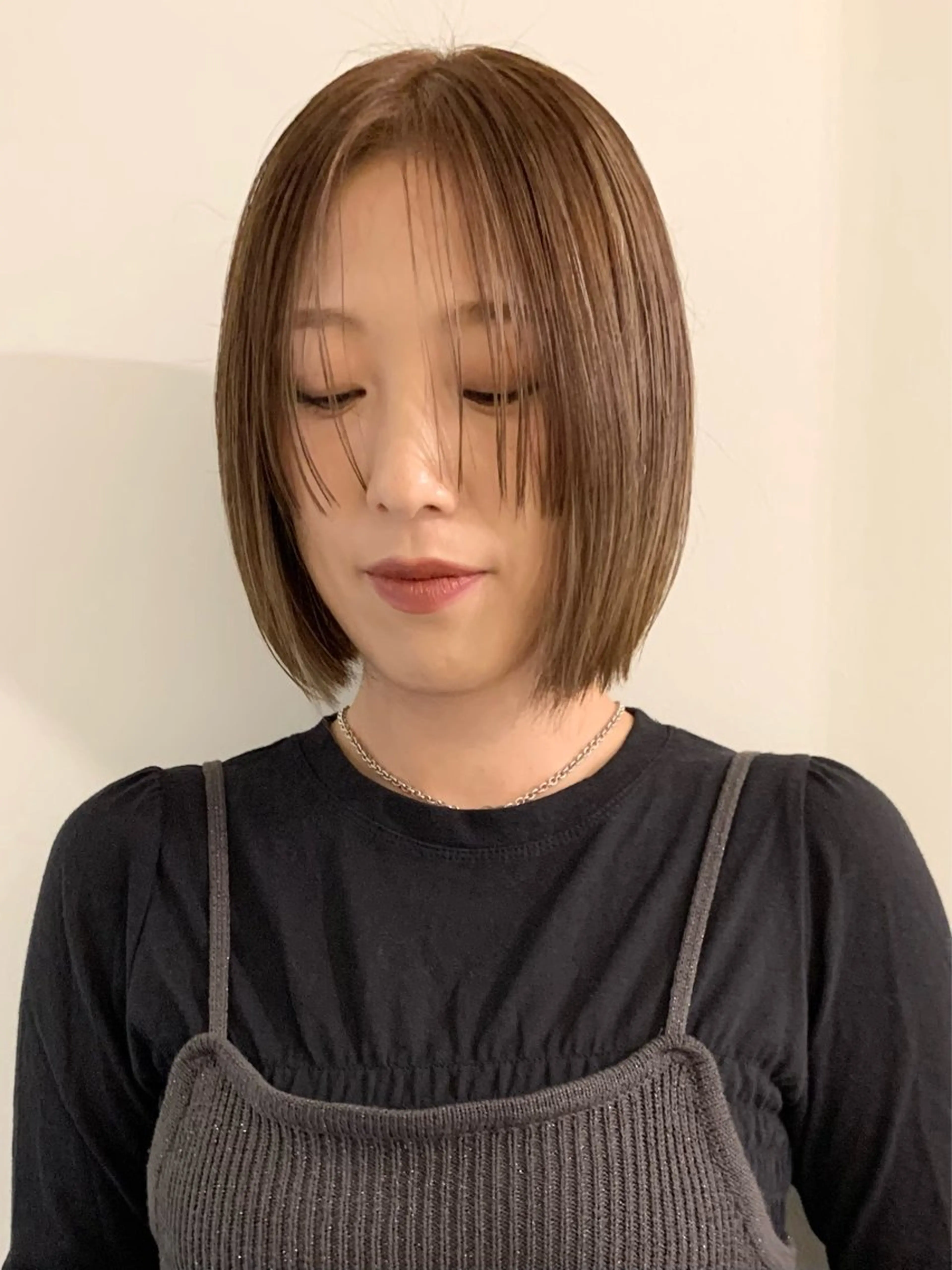 ミディアム カラー ブリーチ ダブルカラー ブリーチなしカラー ボブ 姫カット ヘアカラー 落合希 Olivebeigeのヘアスタイル