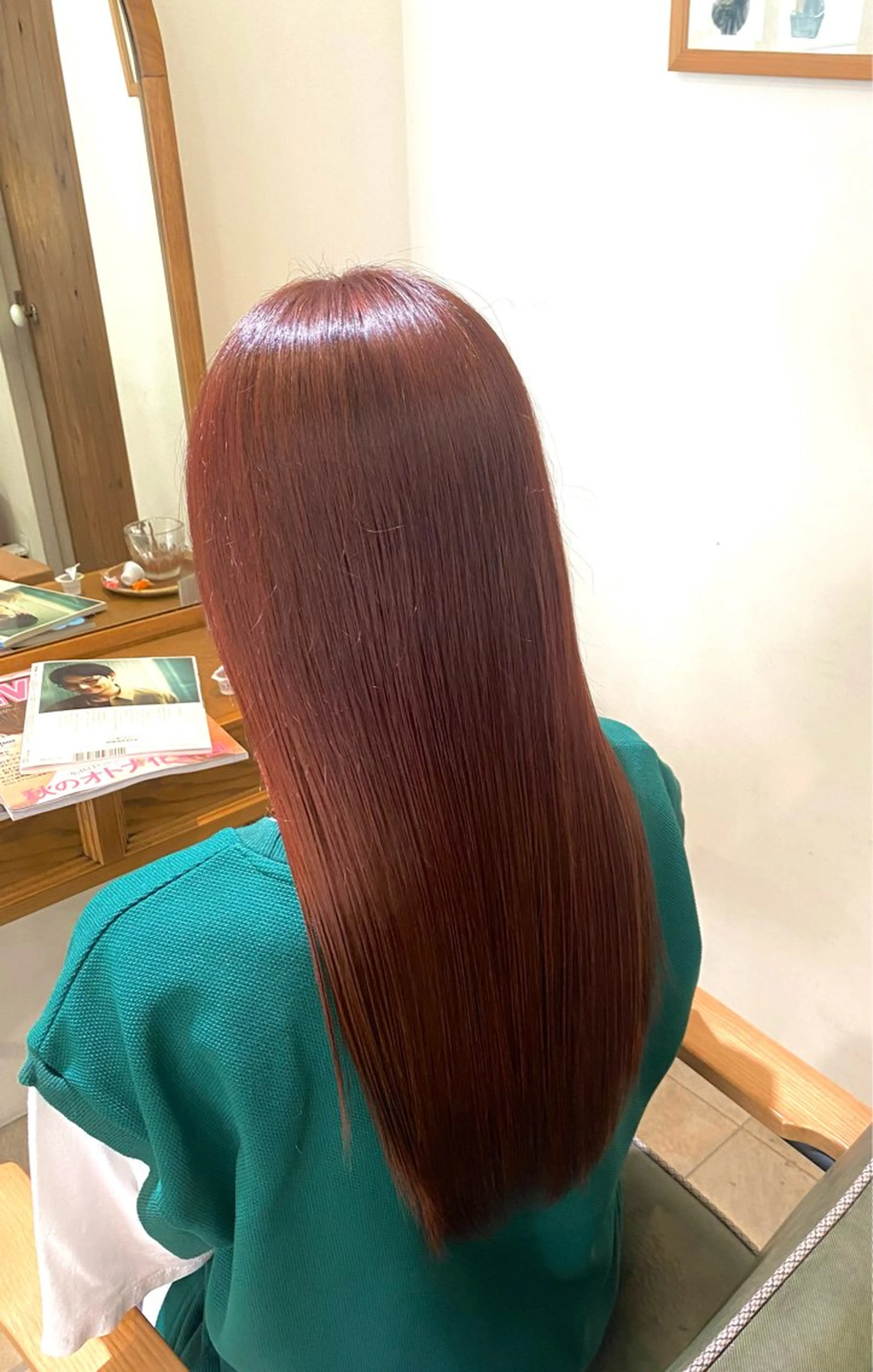 ロング カット ヘアカラー LiC えりのヘアスタイル