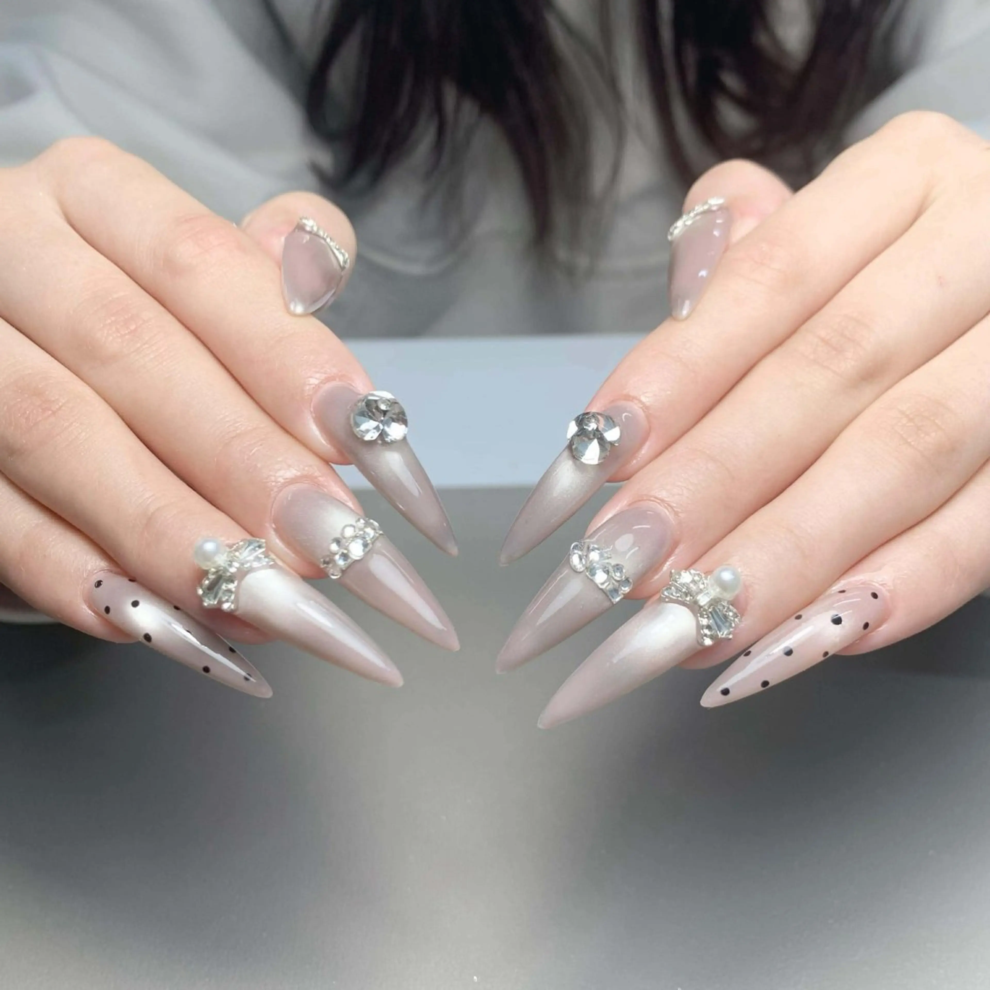 ネイル ハンドネイル ハンドケア いちご chan novaのネイルデザイン