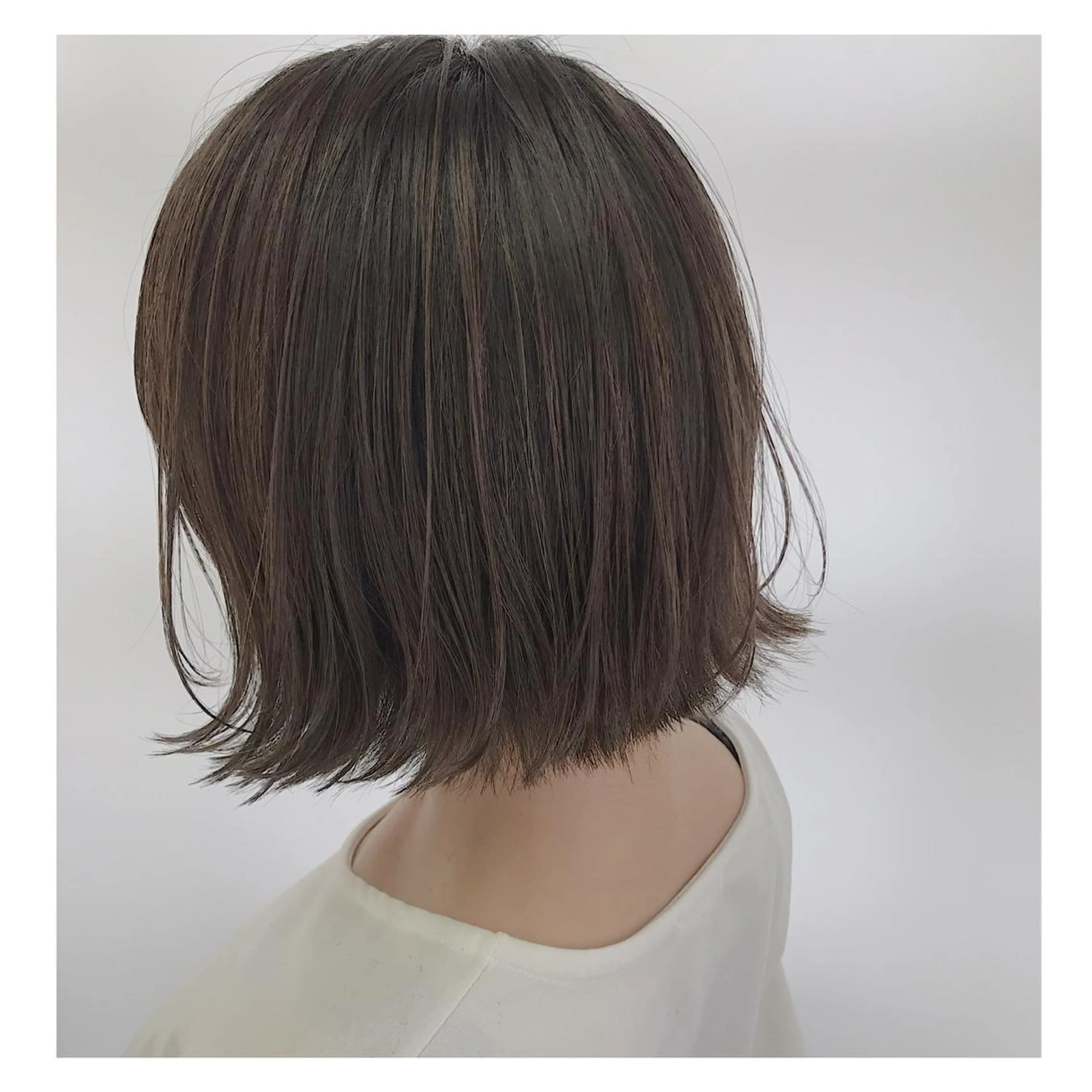 ショート カラー ハイライトカラー ボブ ハイライト 外ハネヘア lani 天神大名/ブリーチのヘアスタイル