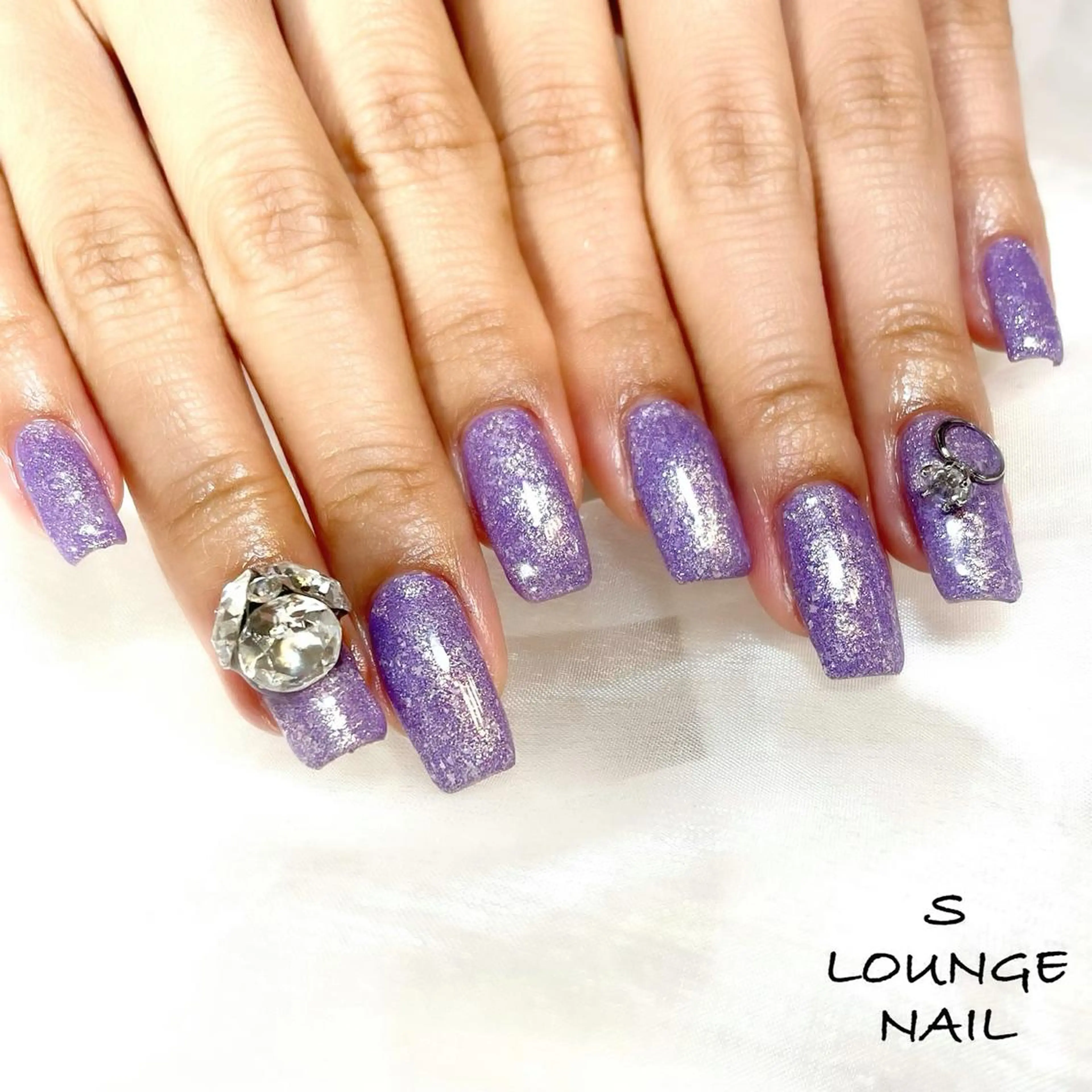 ネイル ハンドネイル フットネイル S LOUNGE NAIL所属・パーツたくさん🍓 SUMIのネイルデザイン