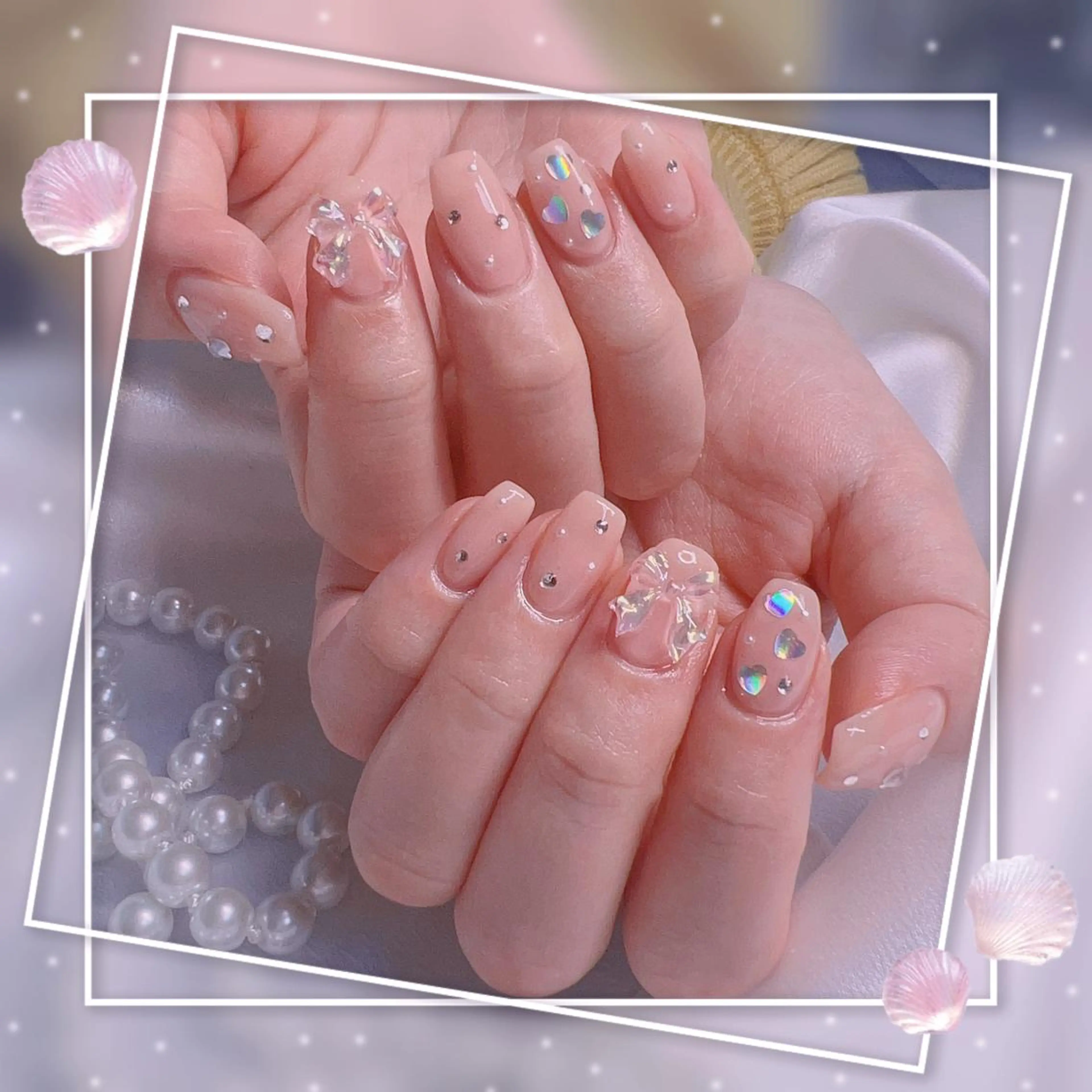 ネイル フレンチネイル キラキラネイル 韓国ネイル マグネットネイル マグネットフレンチ Chill Nailsalonのネイルデザイン