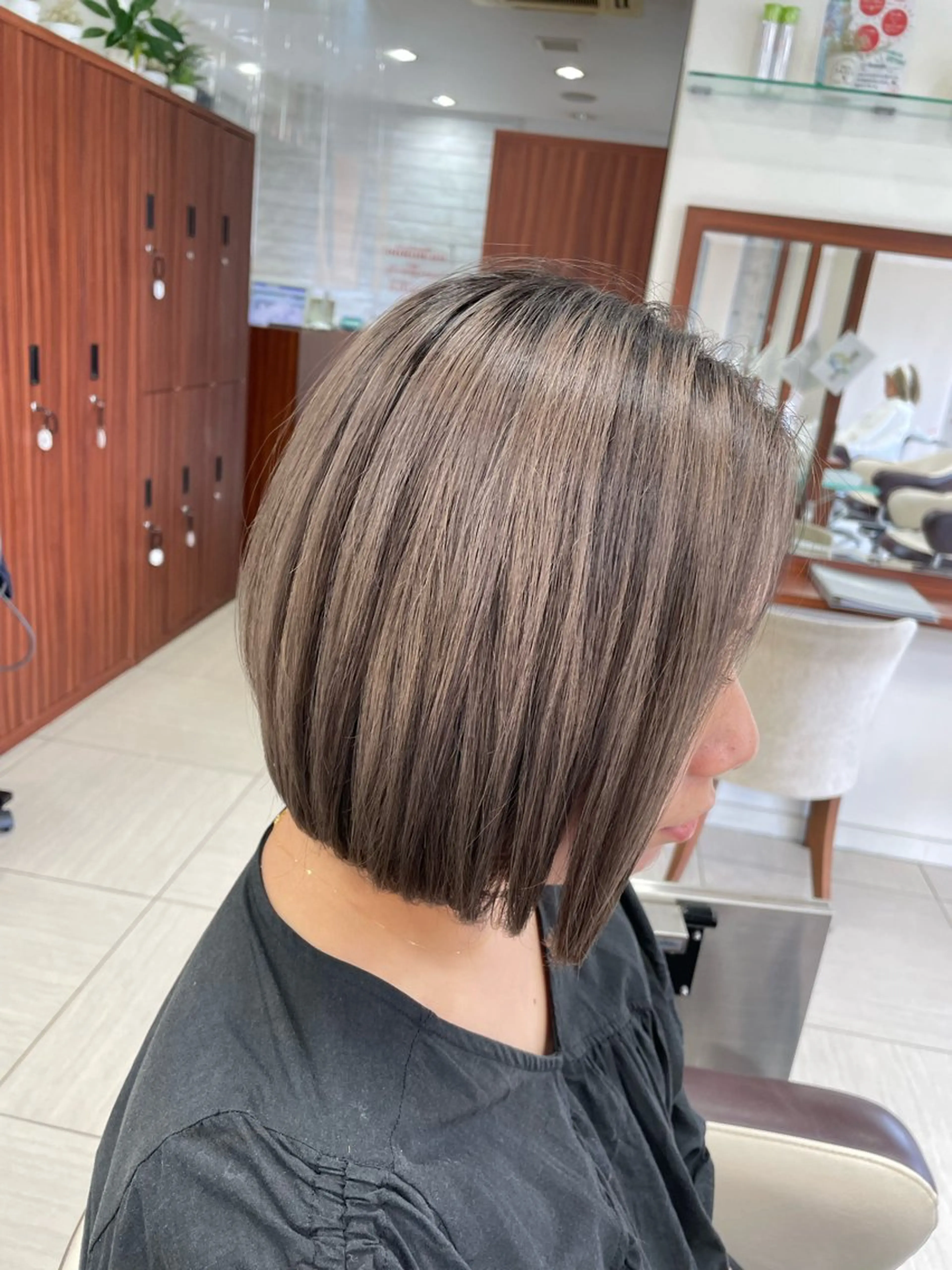 ミディアム カラー デザインカラー ヘアカラー トリートメント 色川 優斗《髪質改善》のヘアスタイル