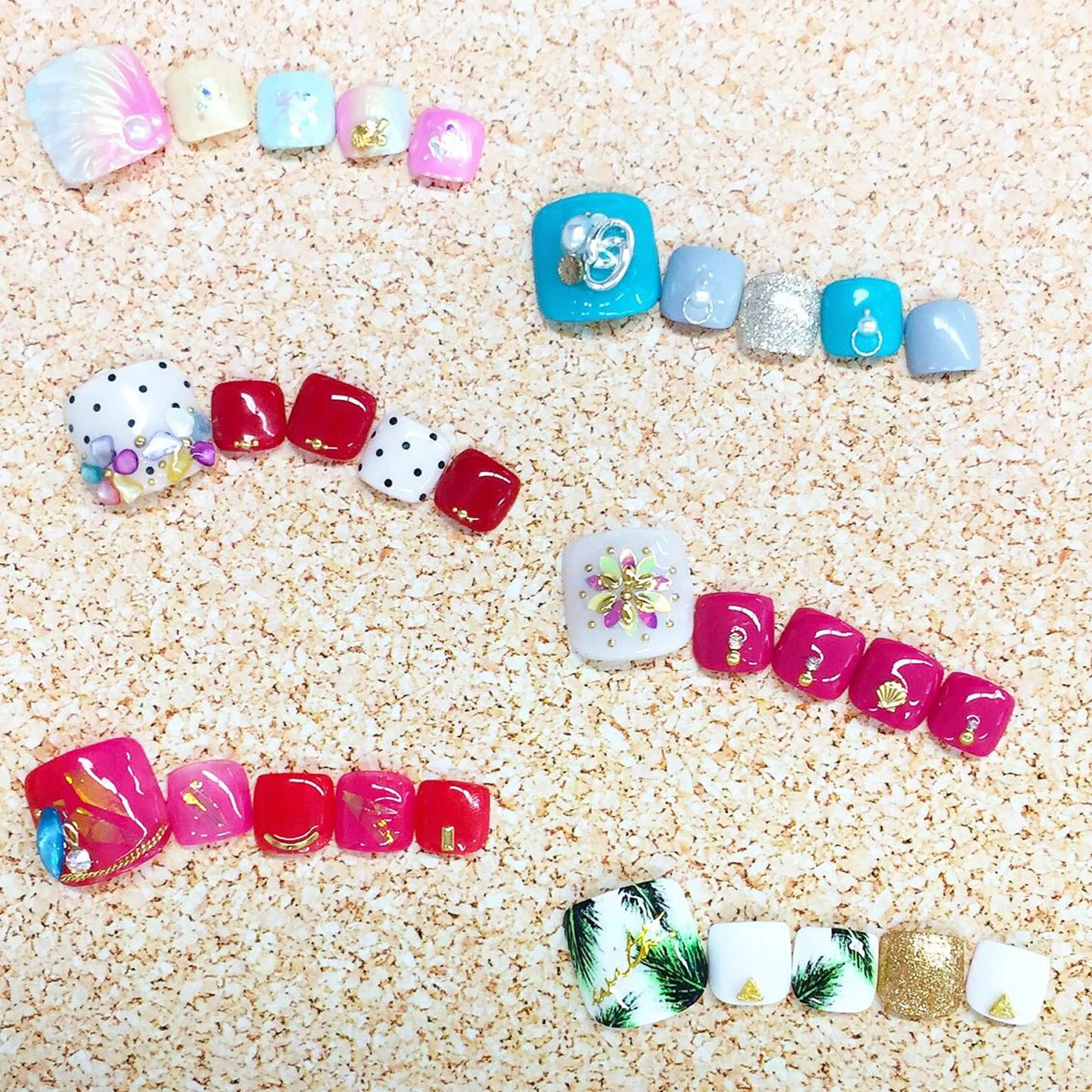 ネイル nailstudio ′ecole所属・nailstudio ′ecoleのネイルデザイン