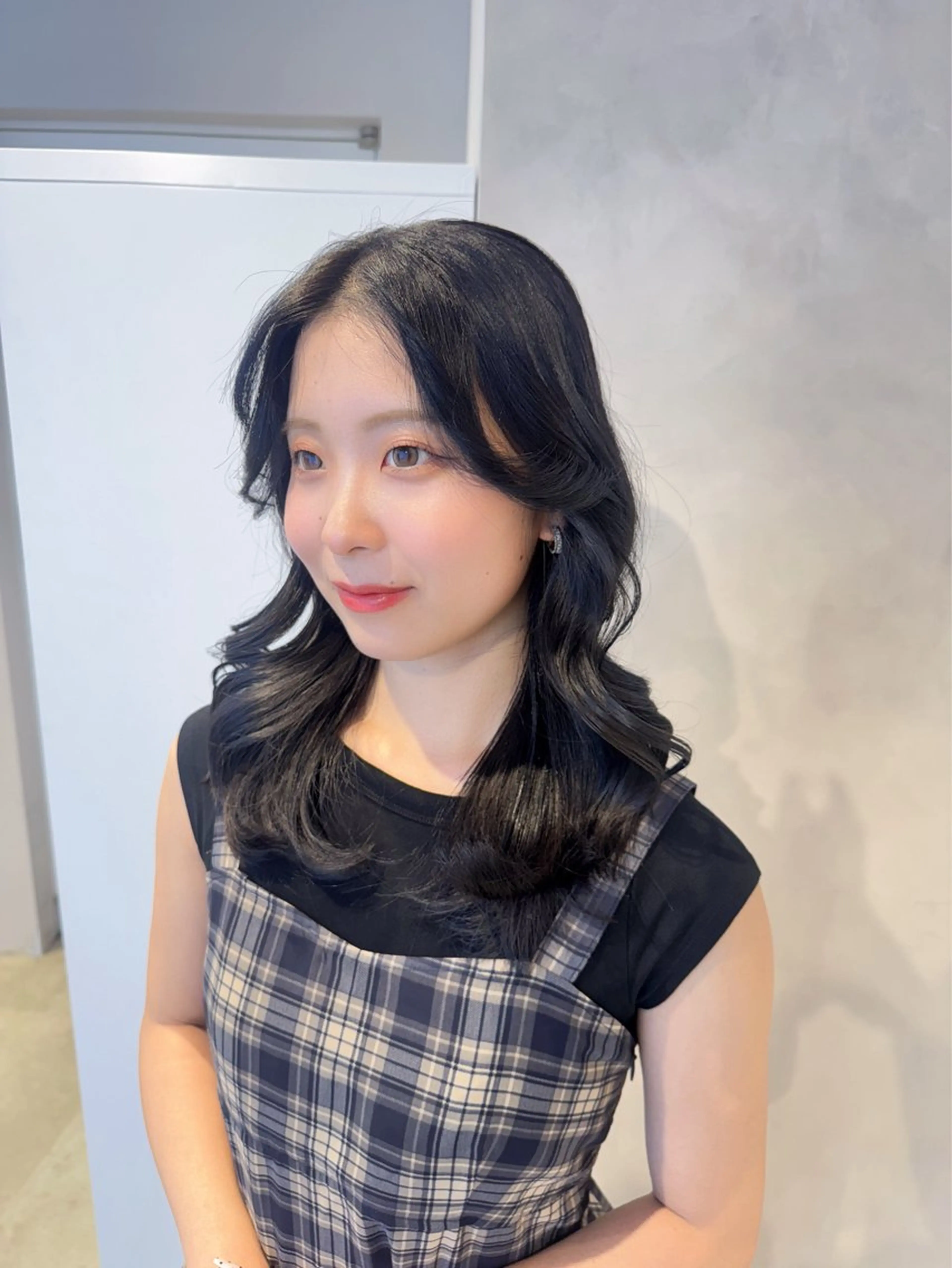 カラー ブリーチ ブルーカラー ブルージュ ブリーチなしカラー カット ヘアカラー トリートメント 透明感カラー✨艶髪 制作🌱山根あゆみのヘアスタイル