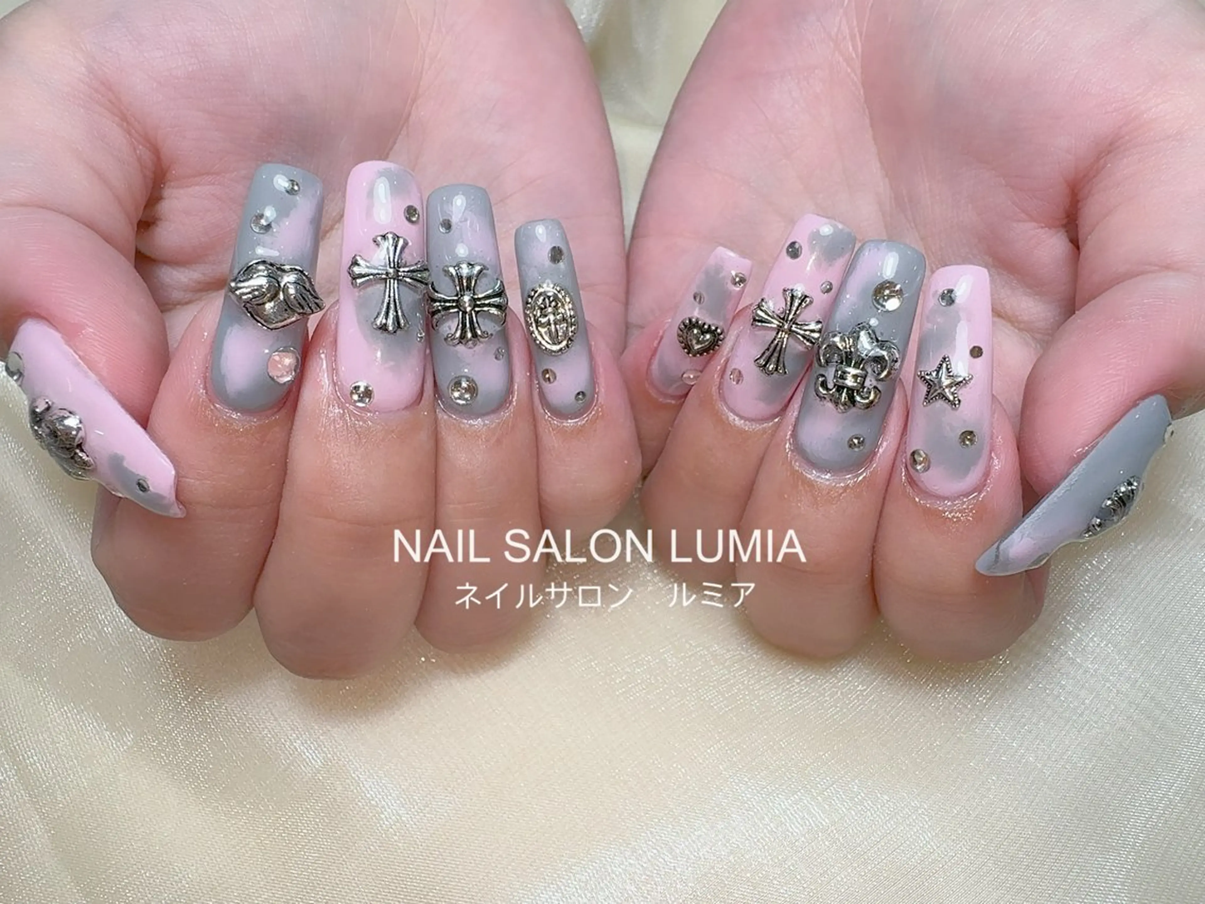 ネイル ハンドネイル ネイルサロン ルミア Lumia 店長のネイルデザイン