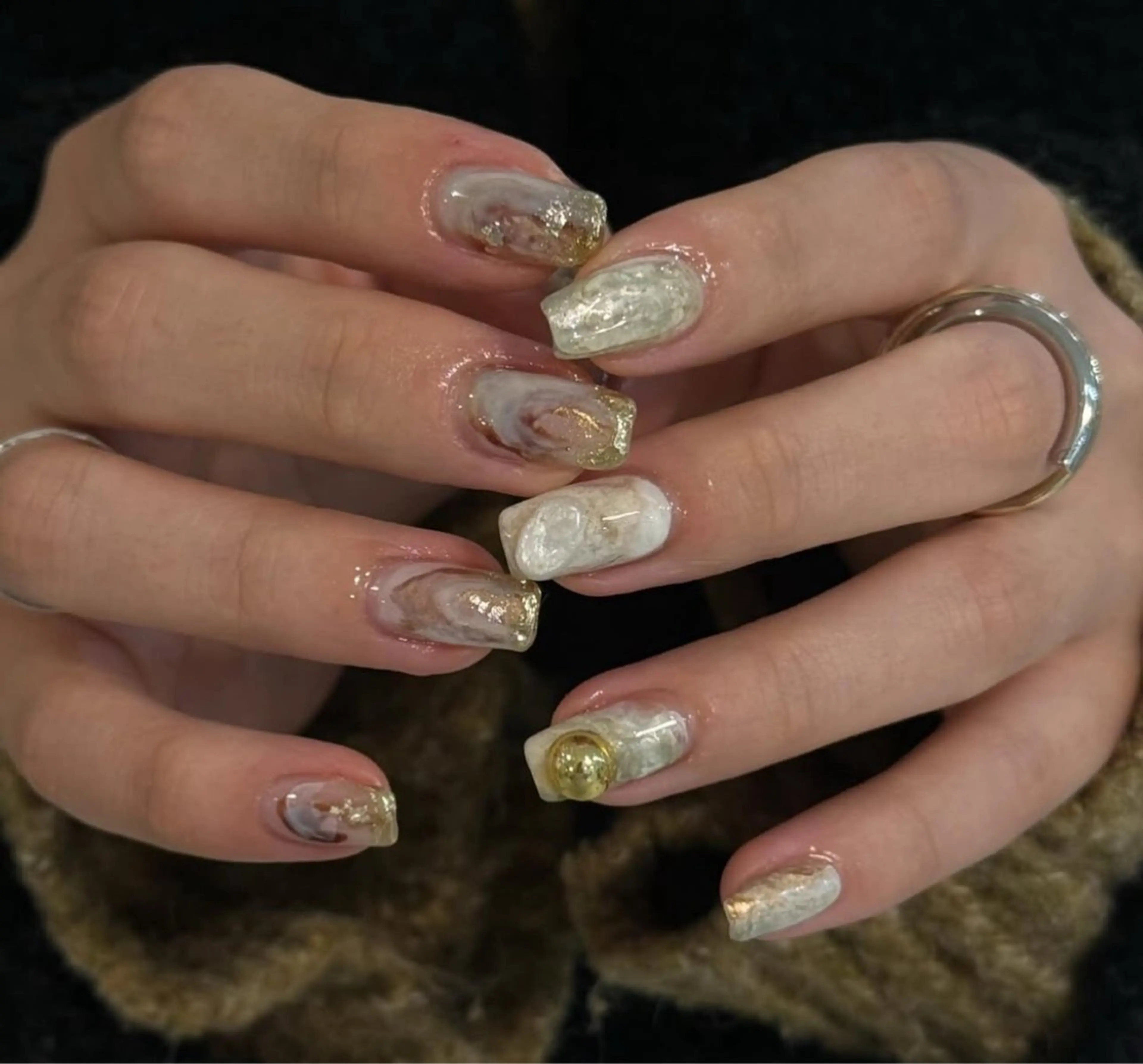 ネイル Salondevi2 isanaのネイルデザイン