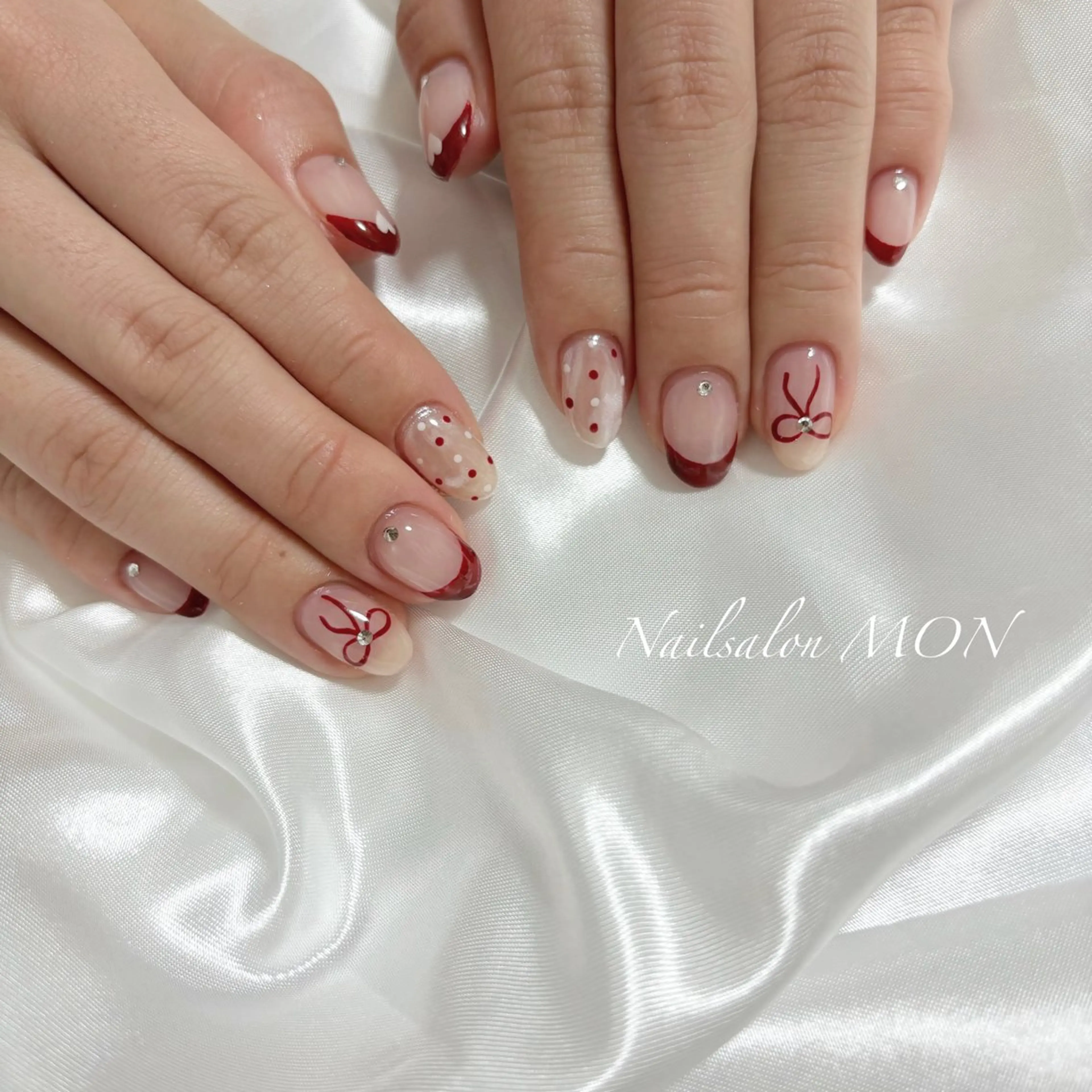 ネイル ストーンネイル ハンドネイル Nailsalon MONのネイルデザイン