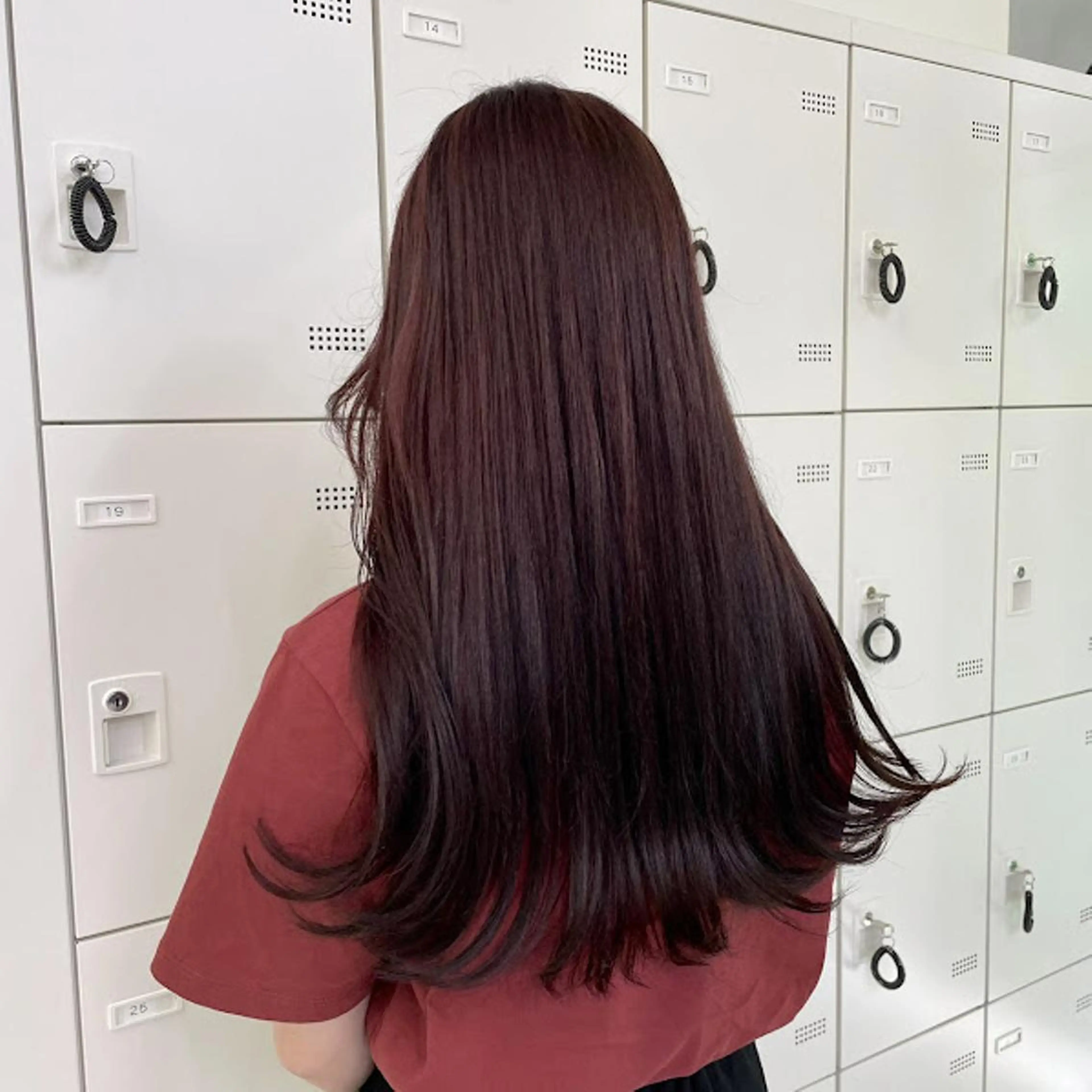 カラー 【公式】DISCO銀 座🪩トレンド🪽のヘアスタイル