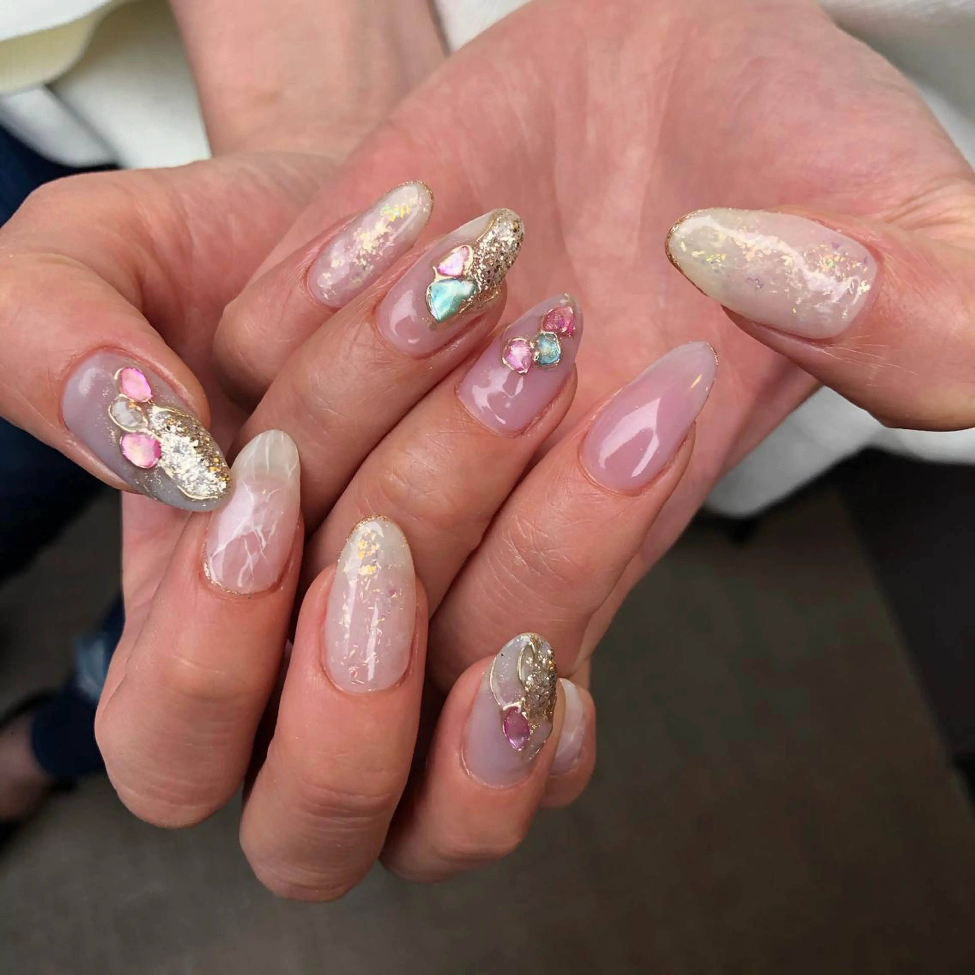 ロング カラー ヘアアレンジ キッズ ネイル マツエク・マツパ 福田 加奈のネイルデザイン