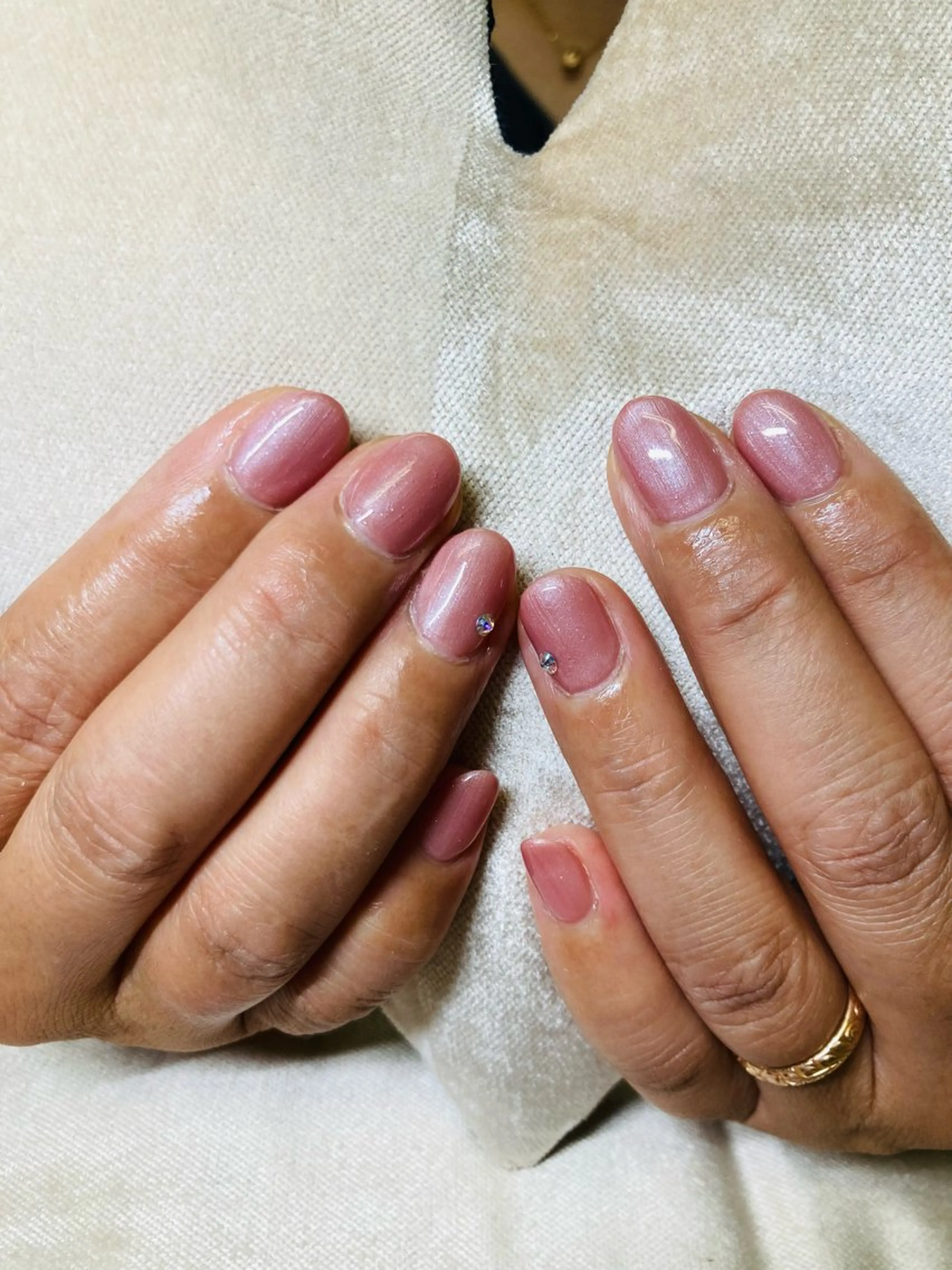 ネイル ECLAT エクラ所属・寺山 千鶴のネイルデザイン