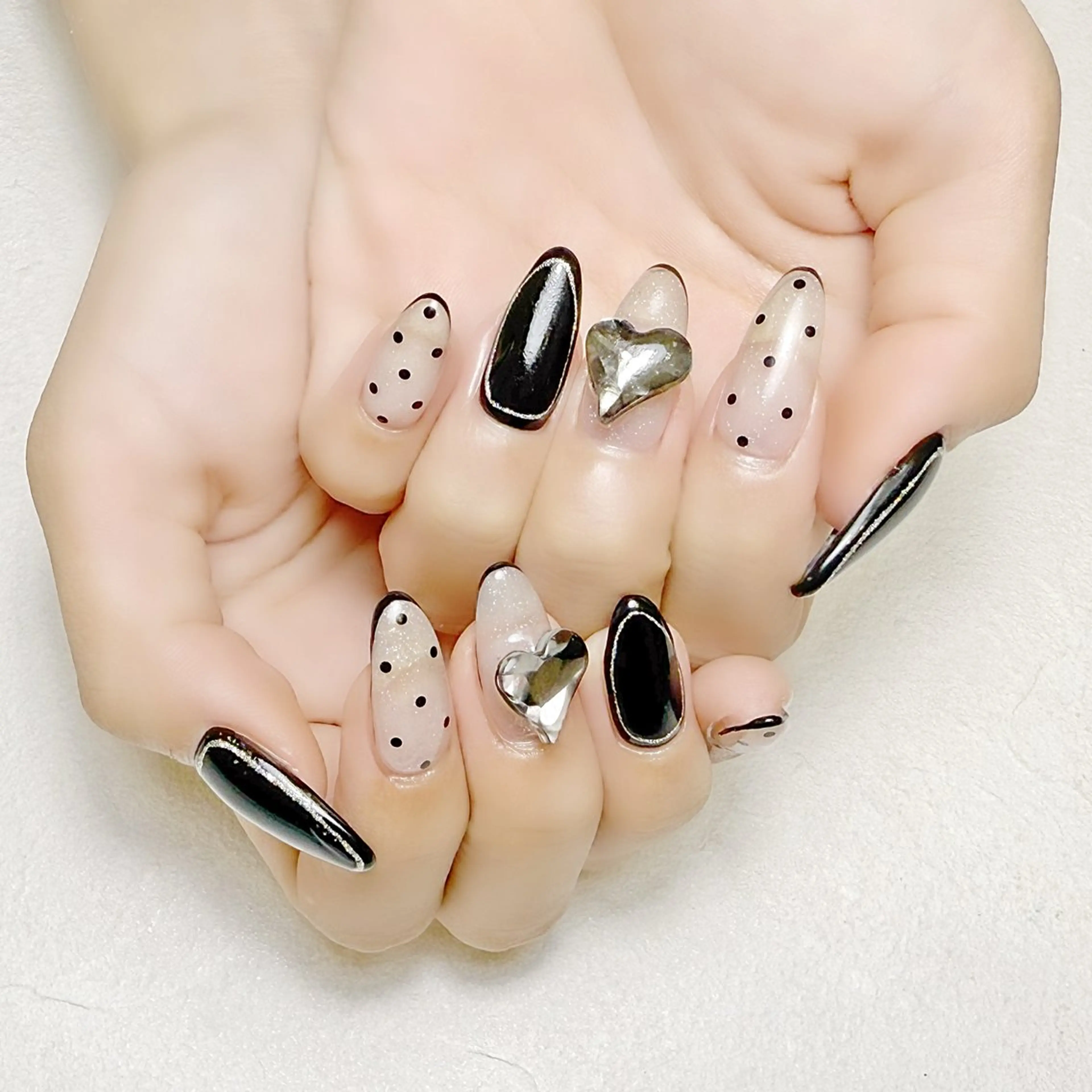 ネイル ドット ハート ラメ(グリッター) rouse nail RISATOのネイルデザイン