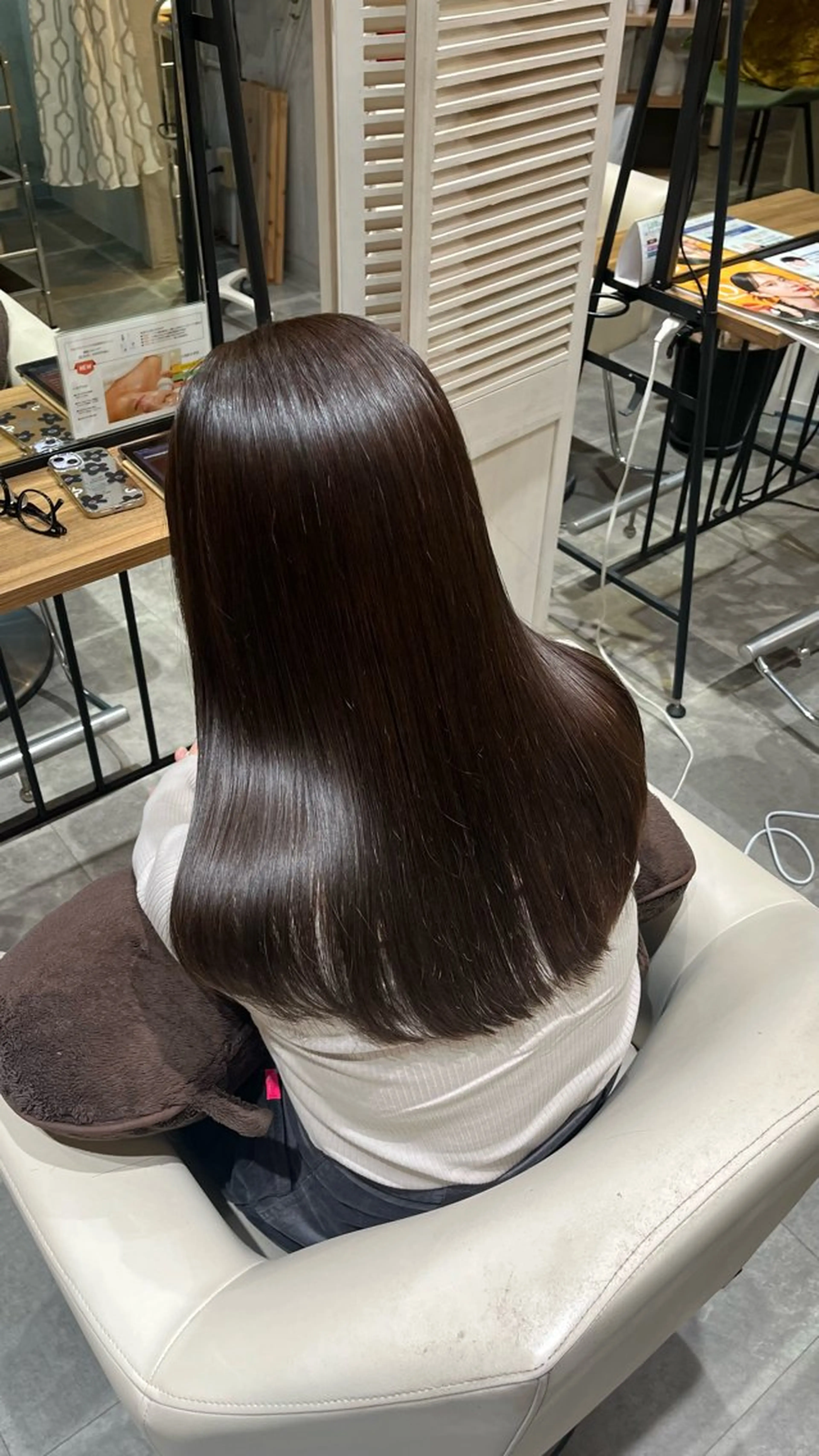 ロング カラー ブラウンカラー チョコレートブラウン ヘアカラー トリートメント Glimpseあやね 🎀大濠のヘアスタイル