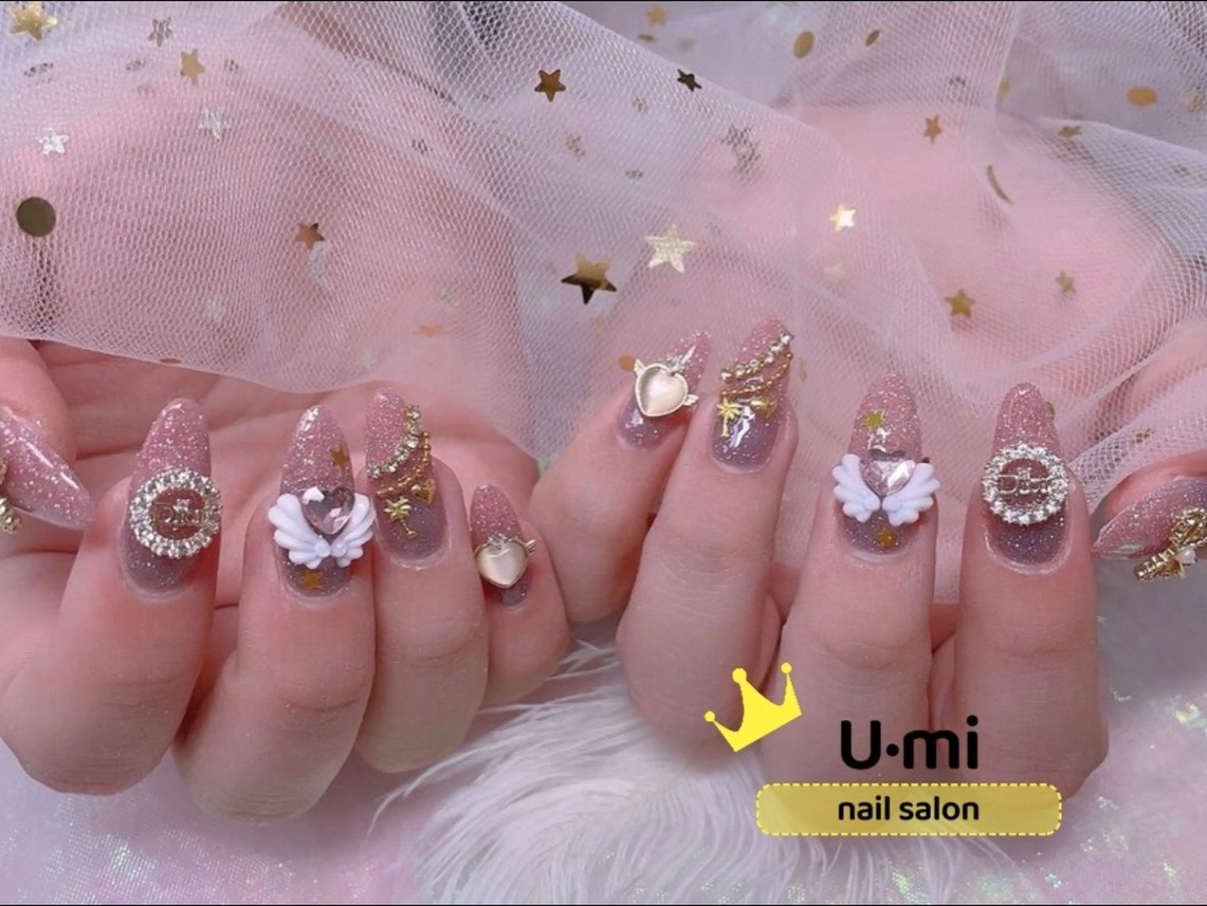 ネイル UMI ネイルサロン新宿🎀のネイルデザイン