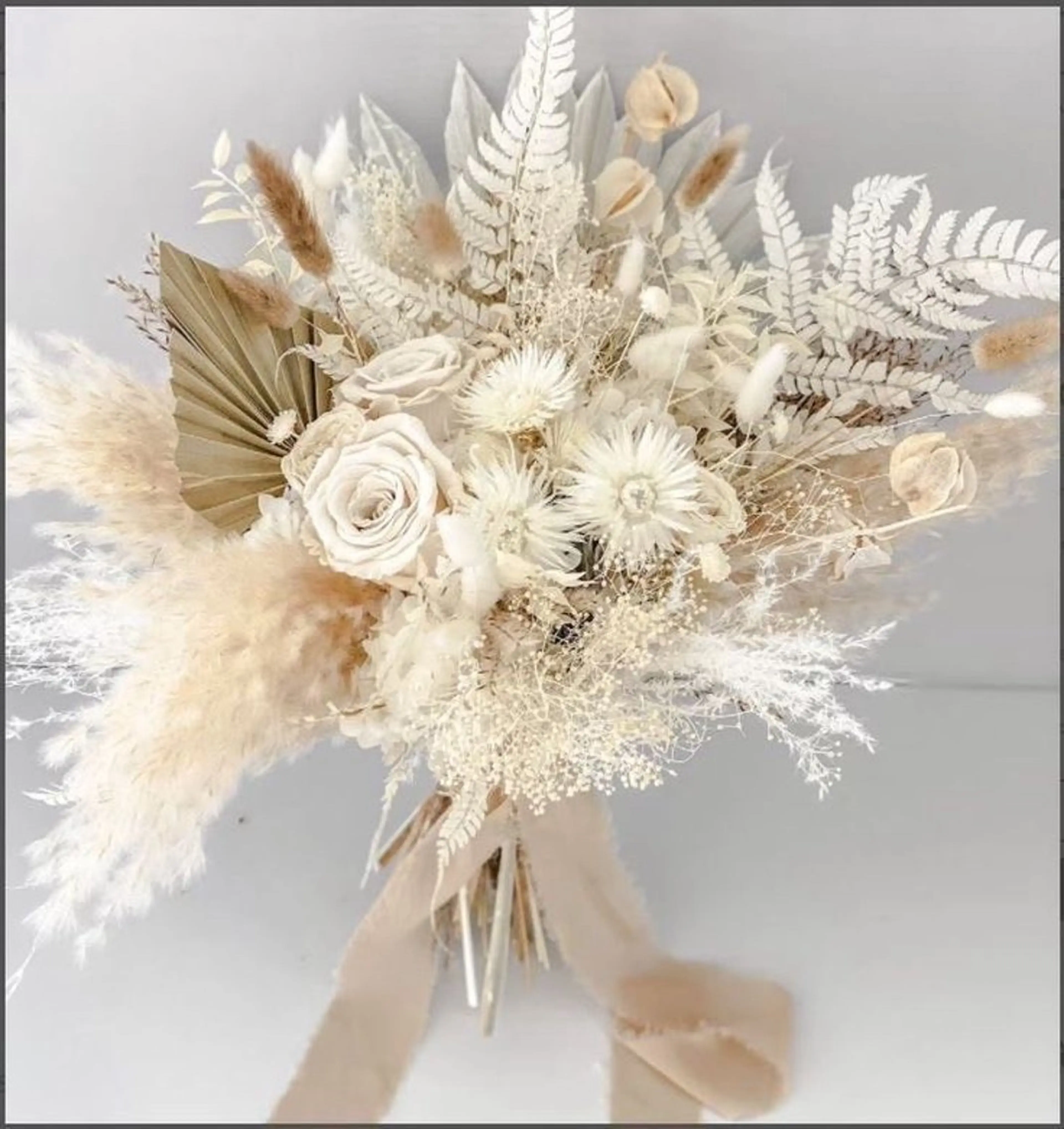 韓国風 レイヤーカットのヘアスタイル