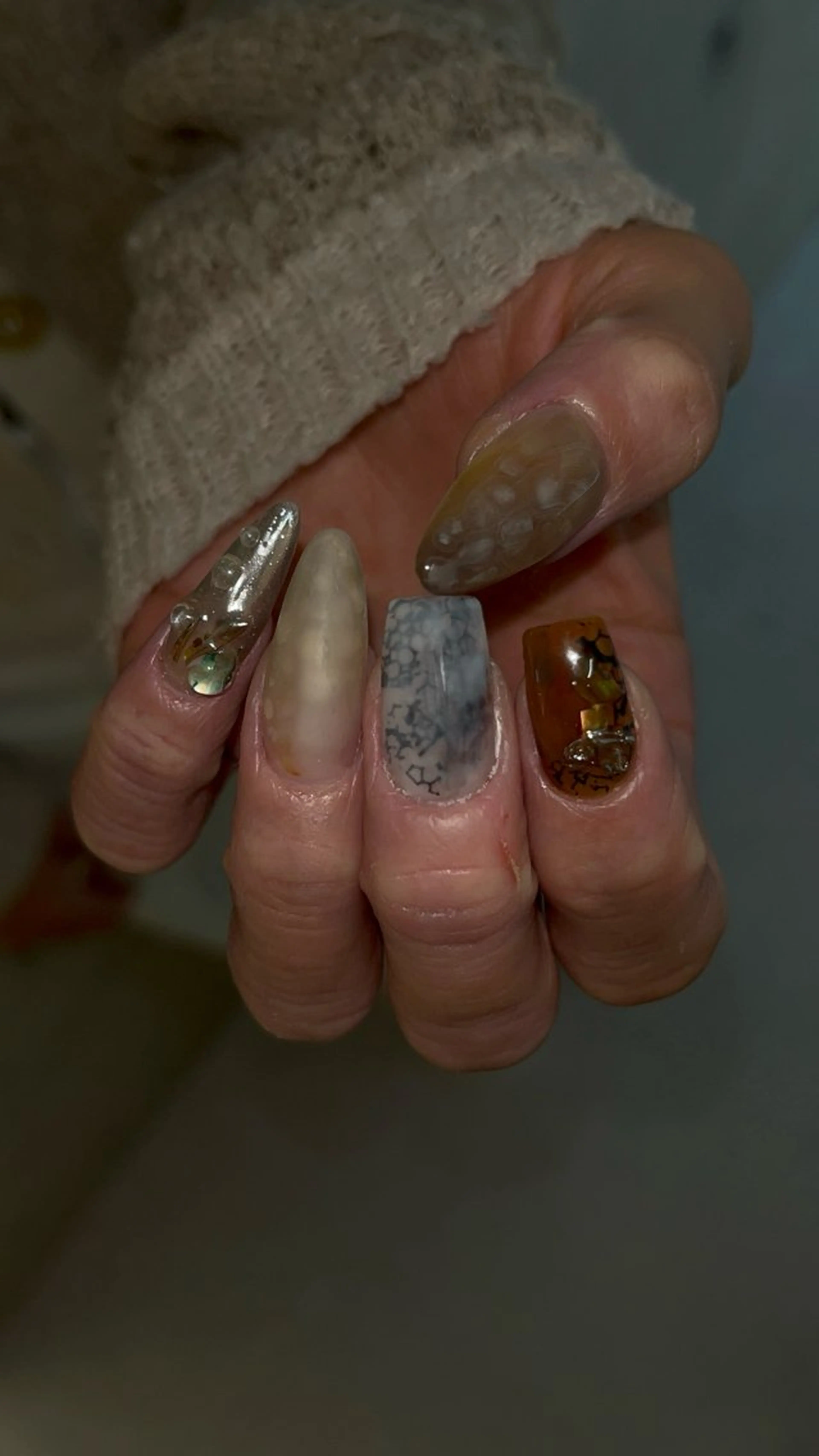 ネイル ハンドネイル SoLuna Hikariのネイルデザイン