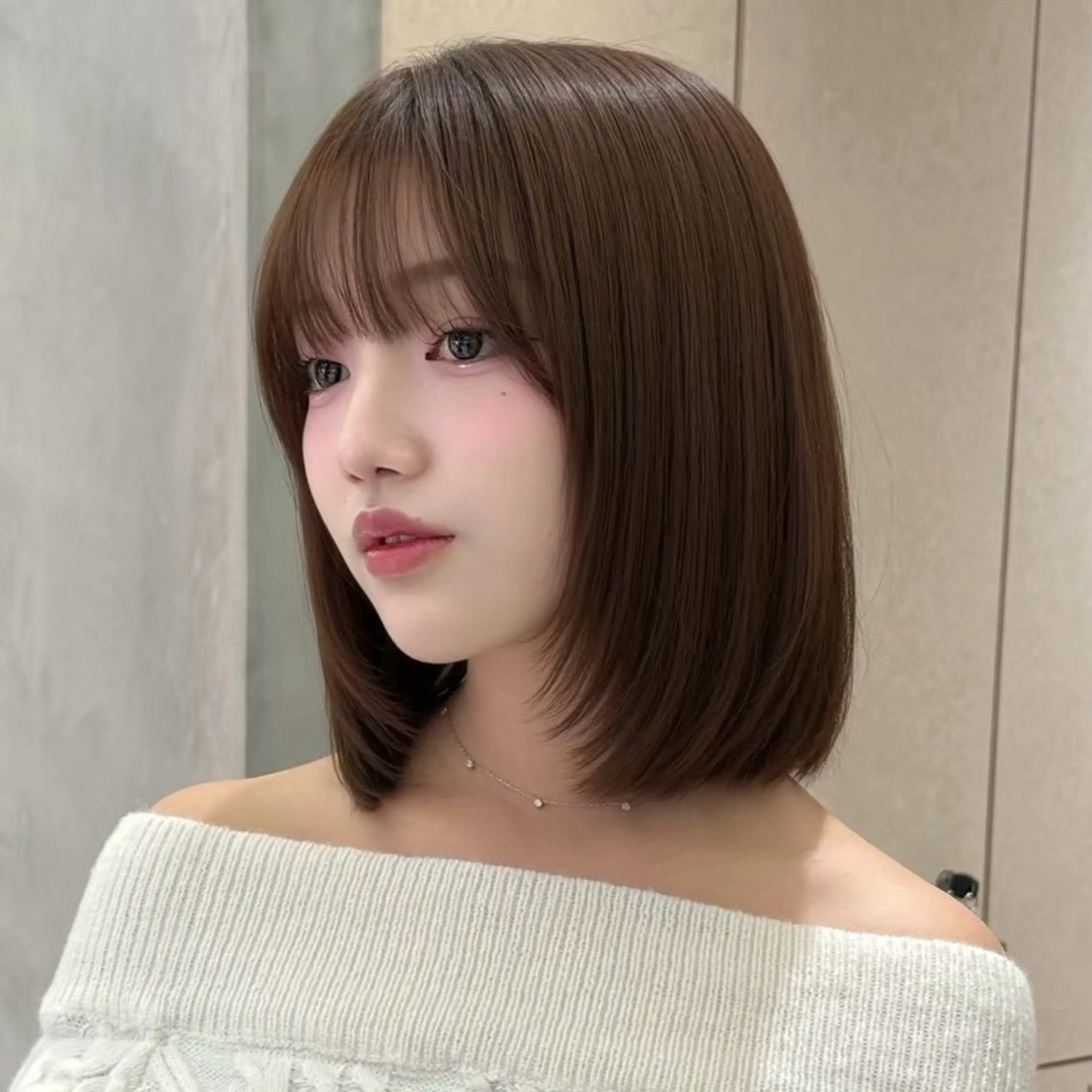 ミディアム ボブ/レイヤー/ 縮毛矯正/ 渡邊莉玖のヘアスタイル