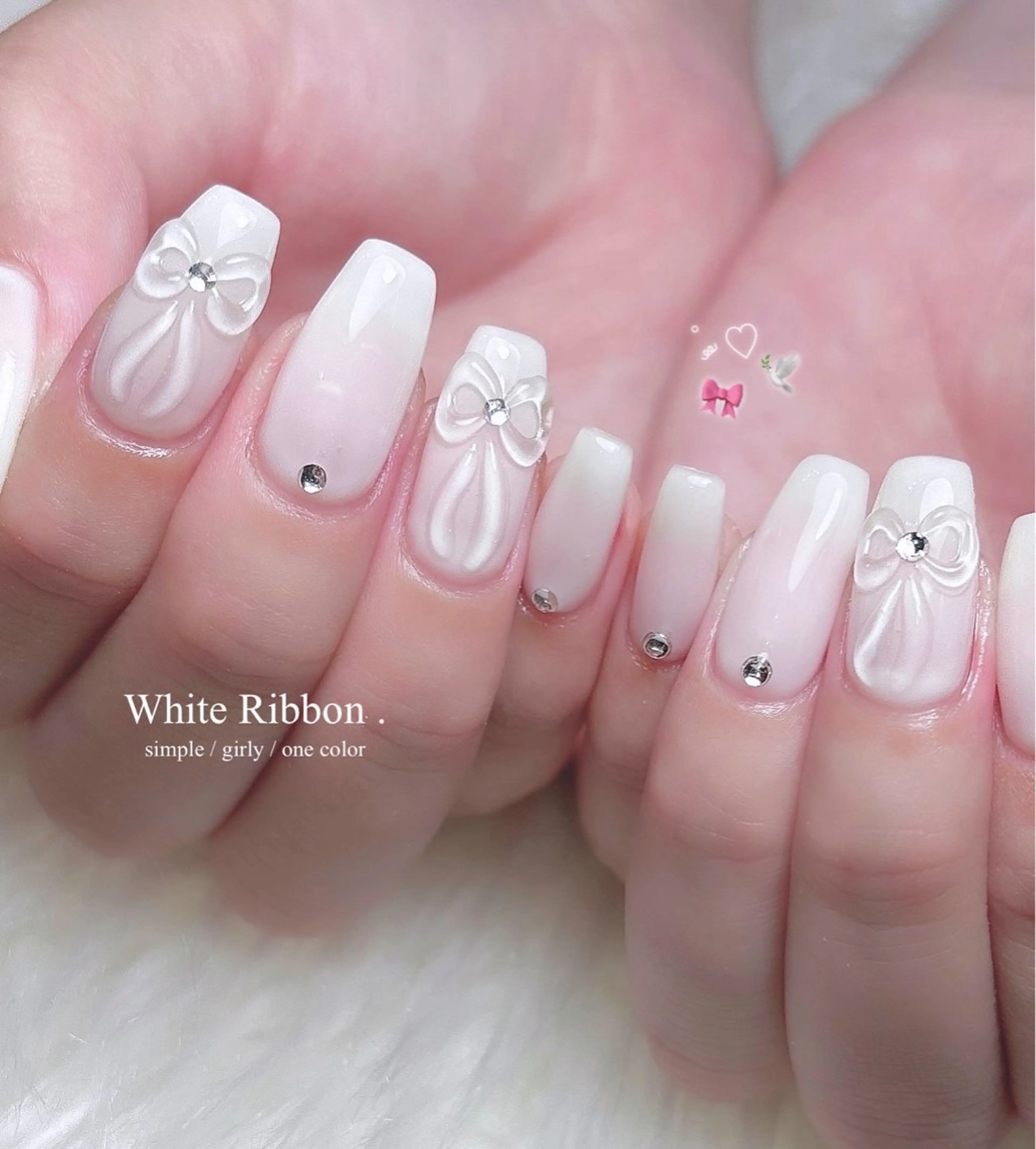 ネイル ぷっくりネイル リボン ハンドネイル Arowa 伊田のネイルデザイン