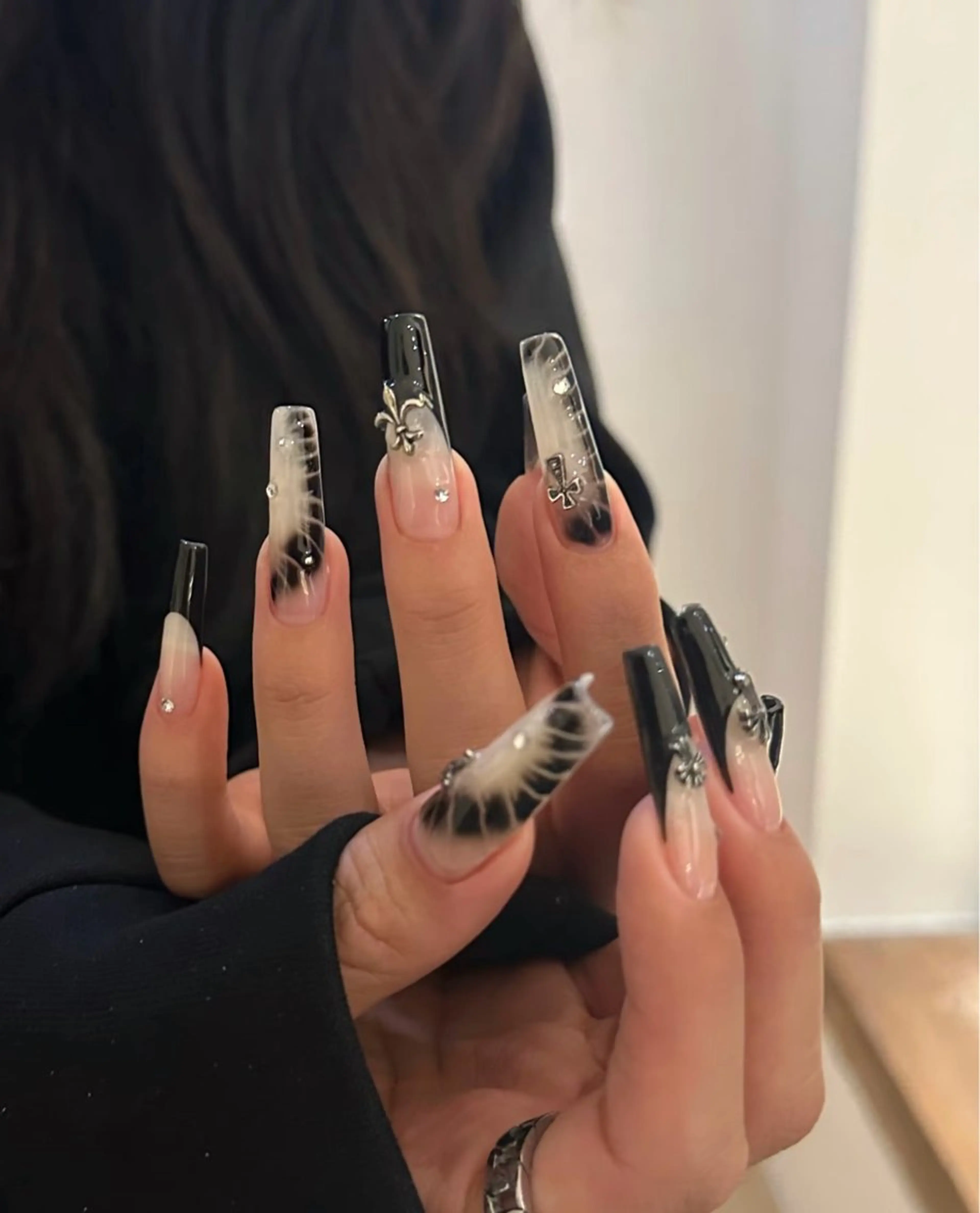 ネイル アートネイル フレンチネイル マグネットネイル ミラーネイル オフィスネイル ハンドネイル Blossom nail【ブラソンネイル】所属・Blossom nail_Yuniのネイルデザイン