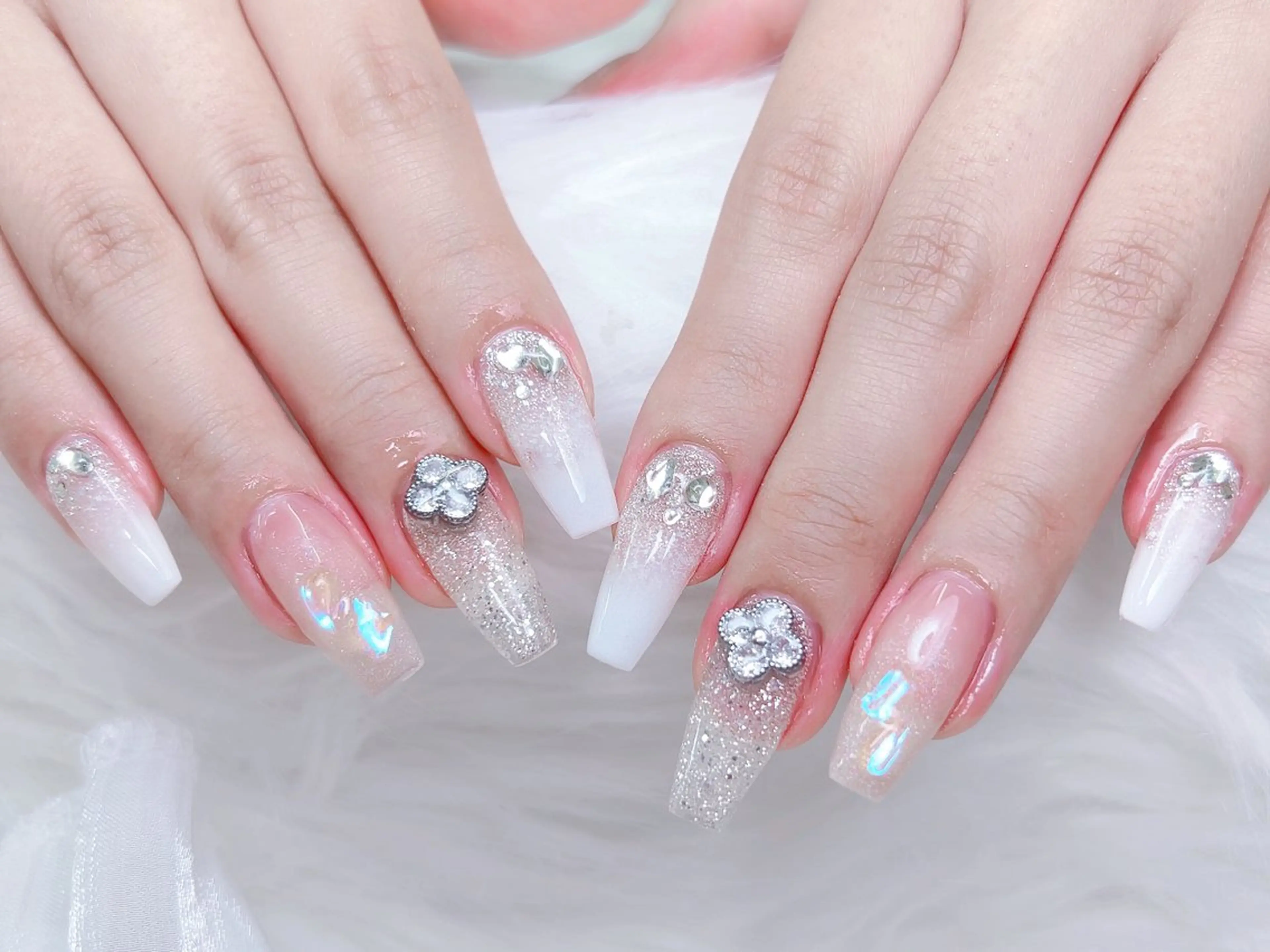 ネイル ハンドネイル M🌷nail 長さだし専門店のネイルデザイン