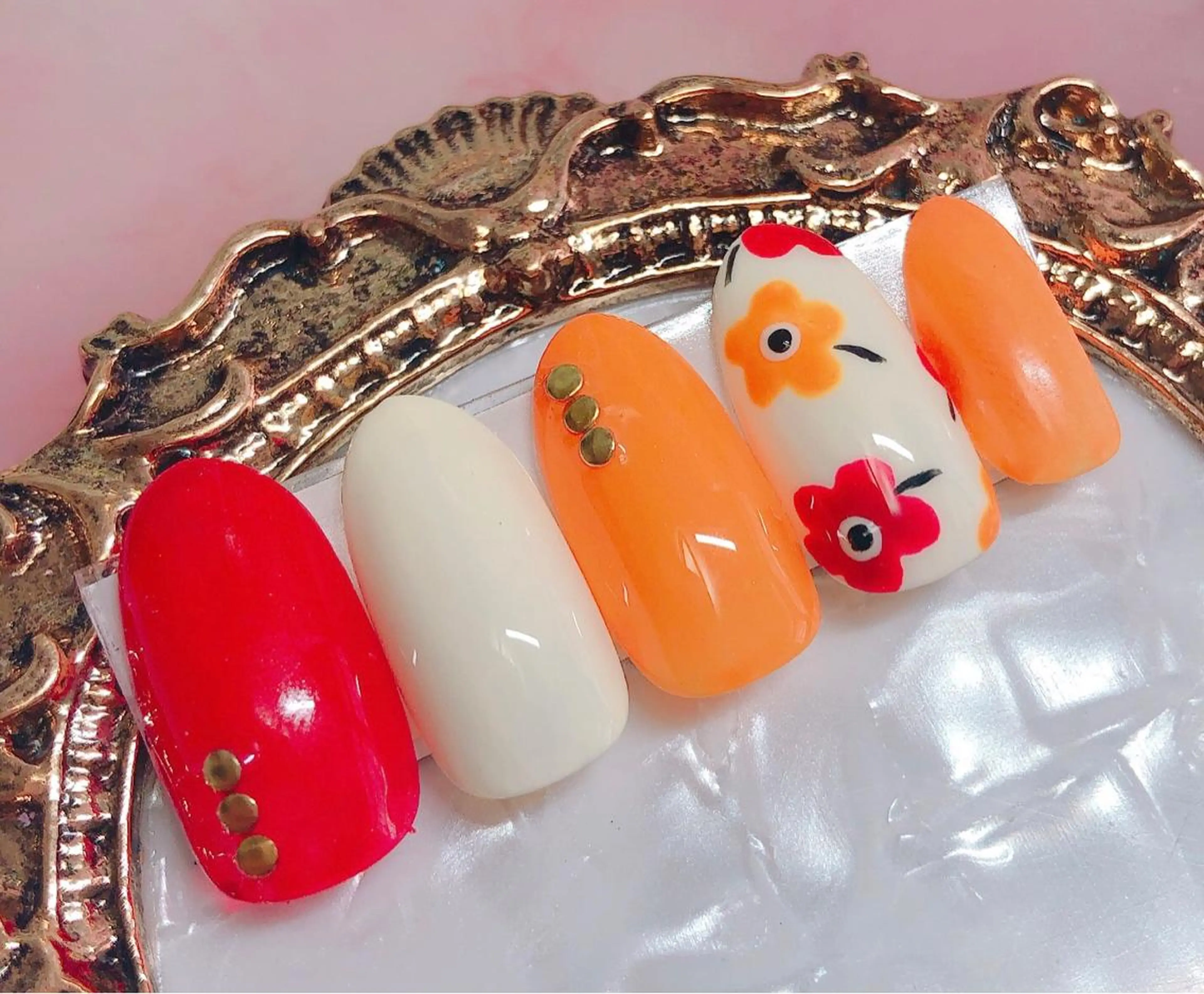 ネイル ハンドネイル CROWN プライベートサロンのネイルデザイン