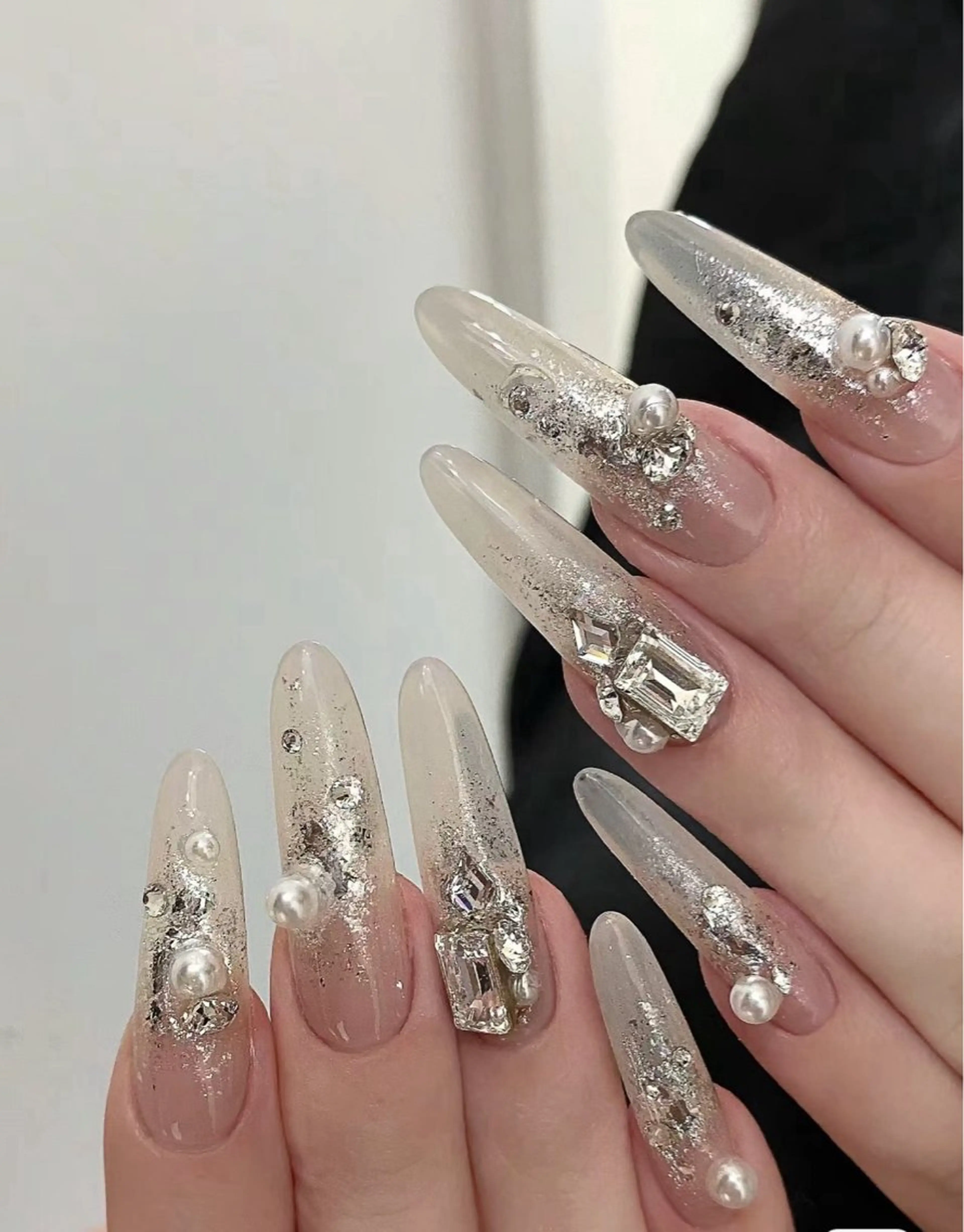 チップ長さ出し🌸お持ち込みデザインやり放題、豪華無制限パーツつけ放題の写真